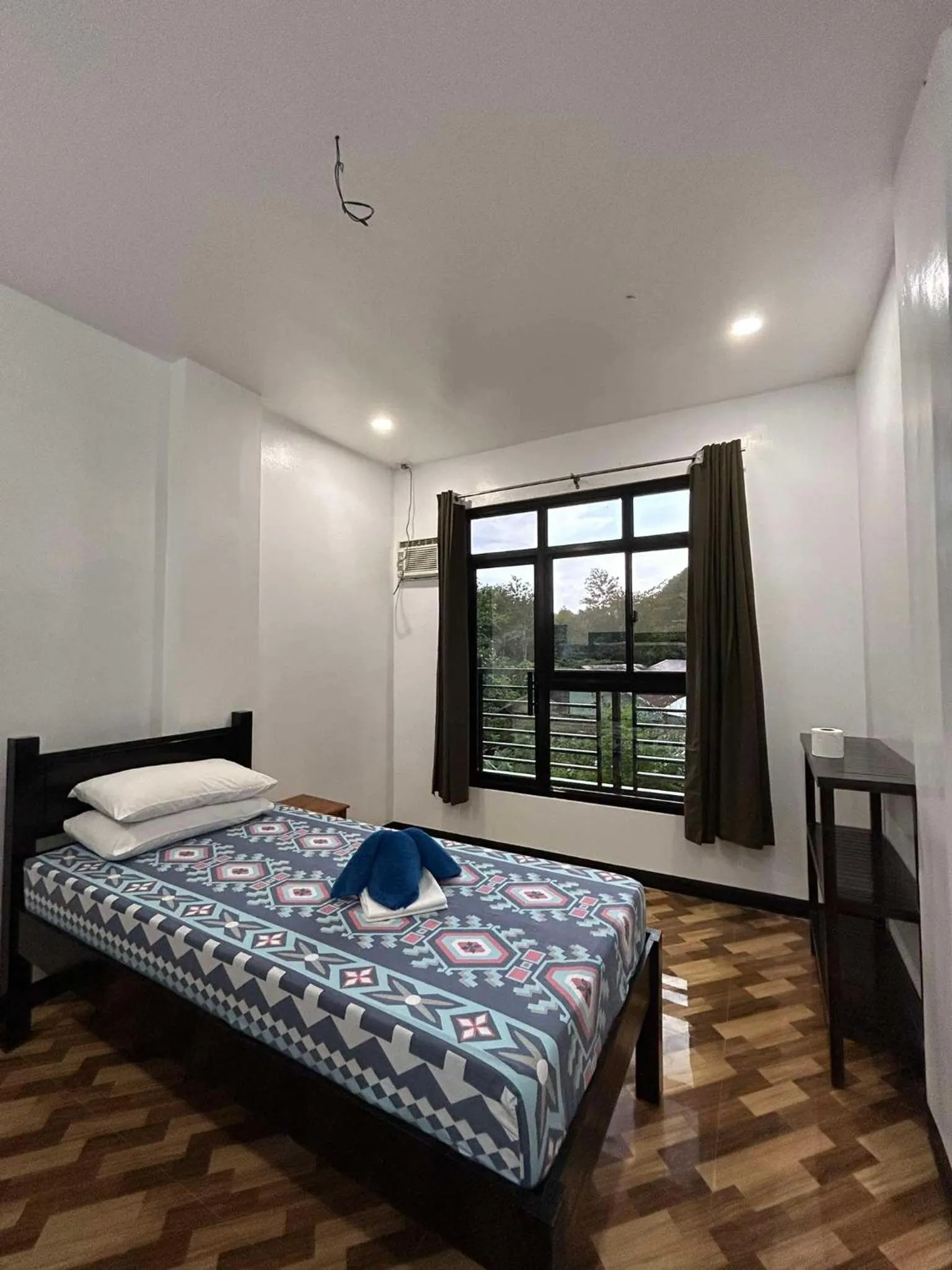 Bed in Seaslugs Travellers Inn