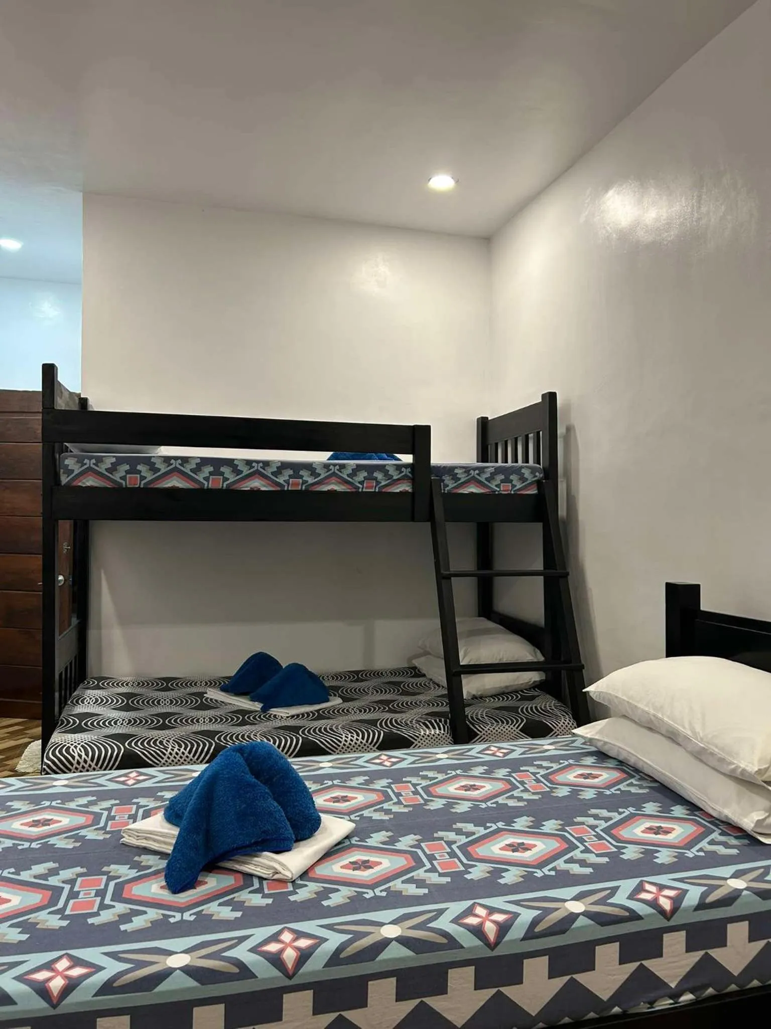 Photo of the whole room, Bed in Seaslugs Travellers Inn