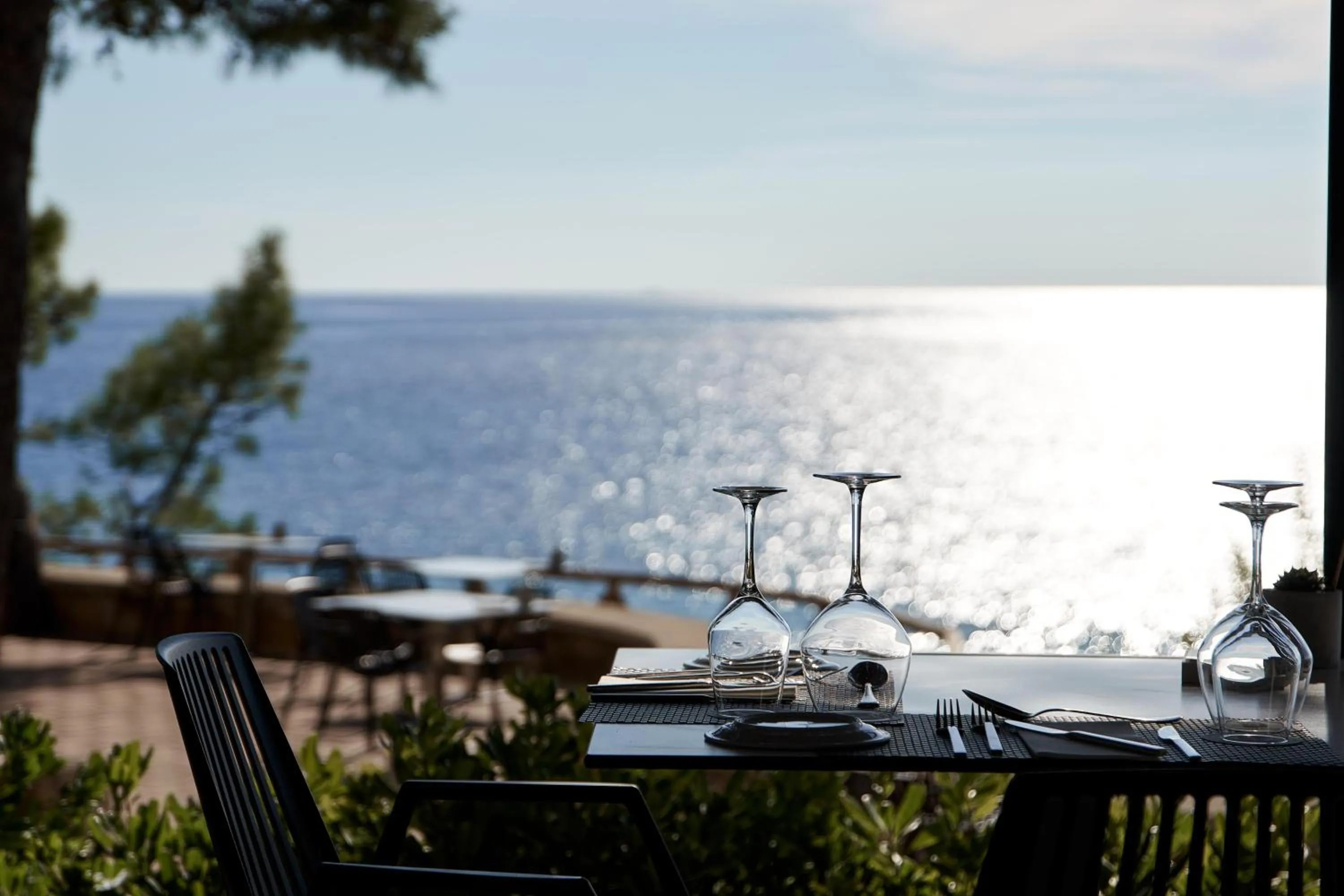 Restaurant/places to eat in White Rocks Hotel Kefalonia