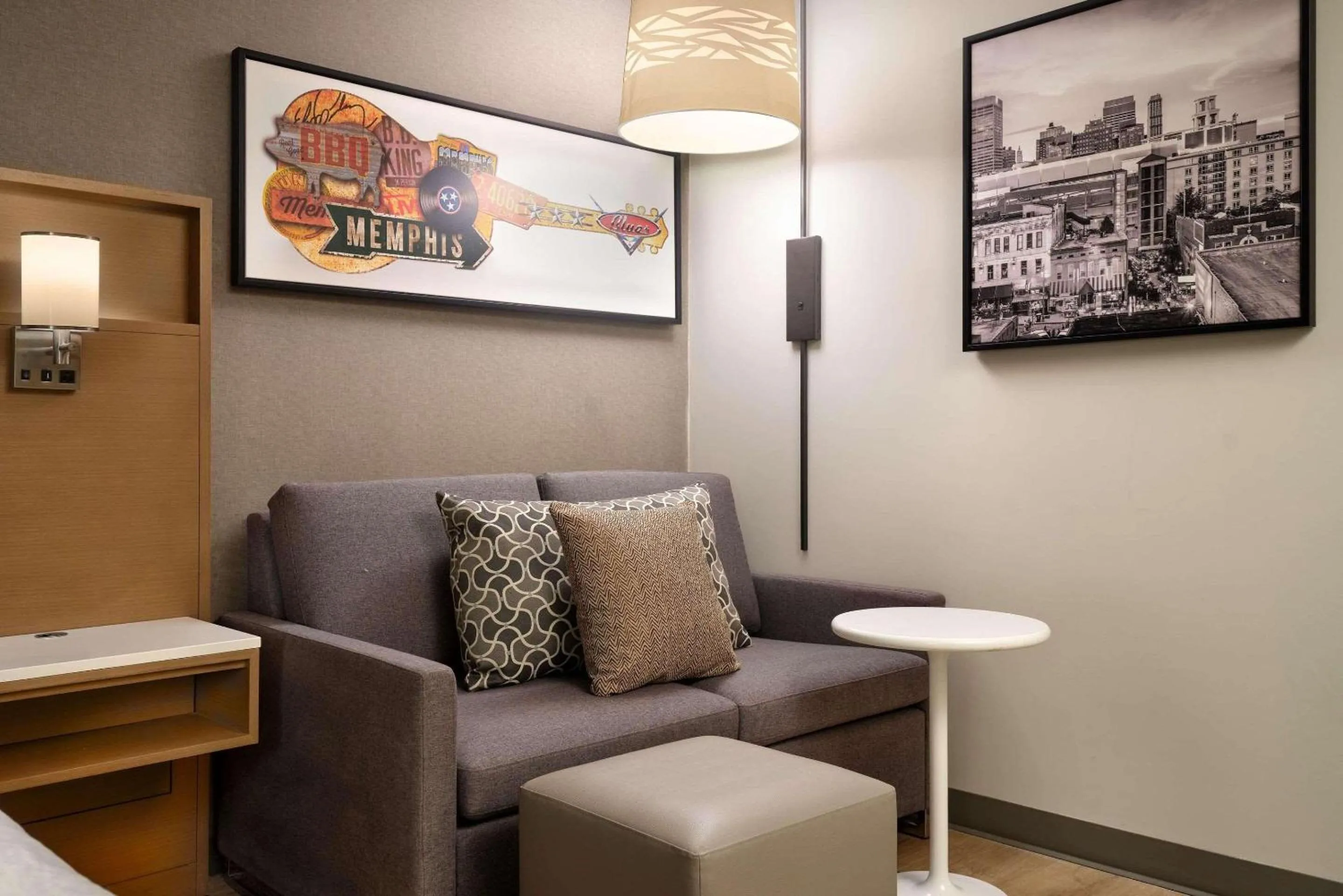 Bedroom in Radisson Hotel West Memphis