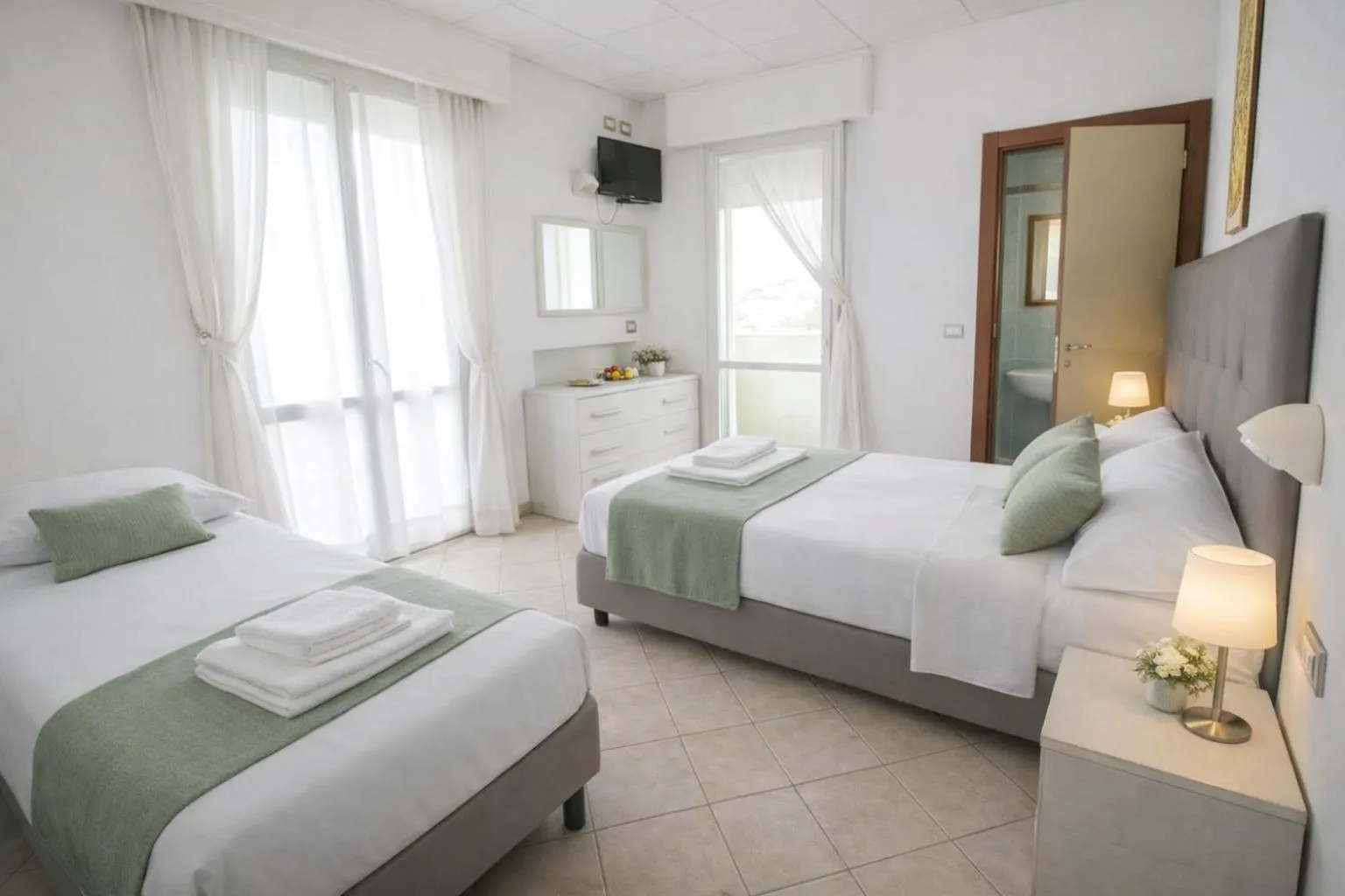 Bedroom, Bed in Residence Eurogarden