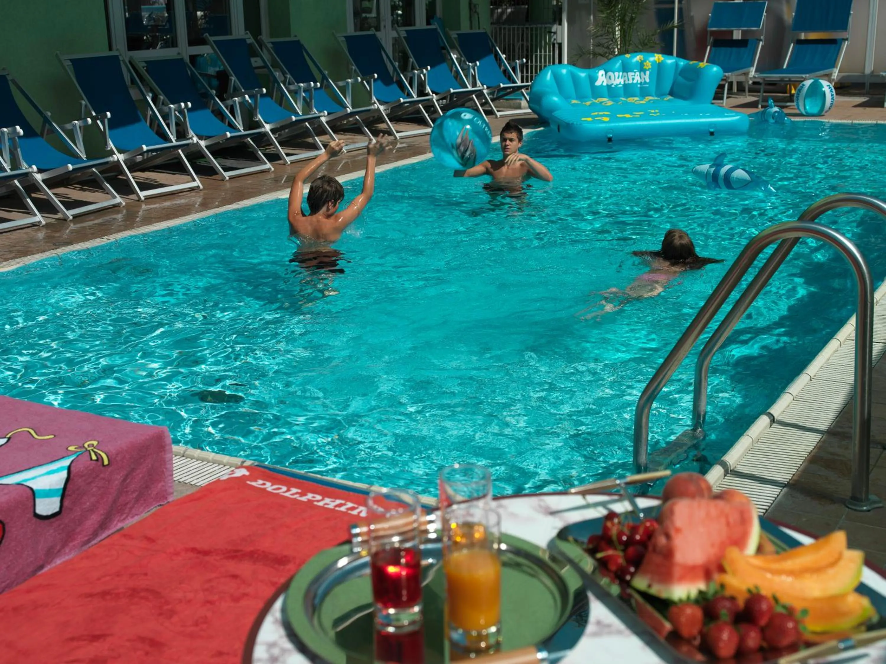 People in Residence Eurogarden