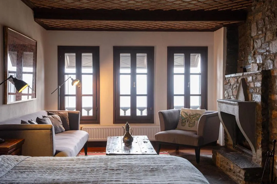 View (from property/room), Bed in Palio Eleotrivio Guesthouse