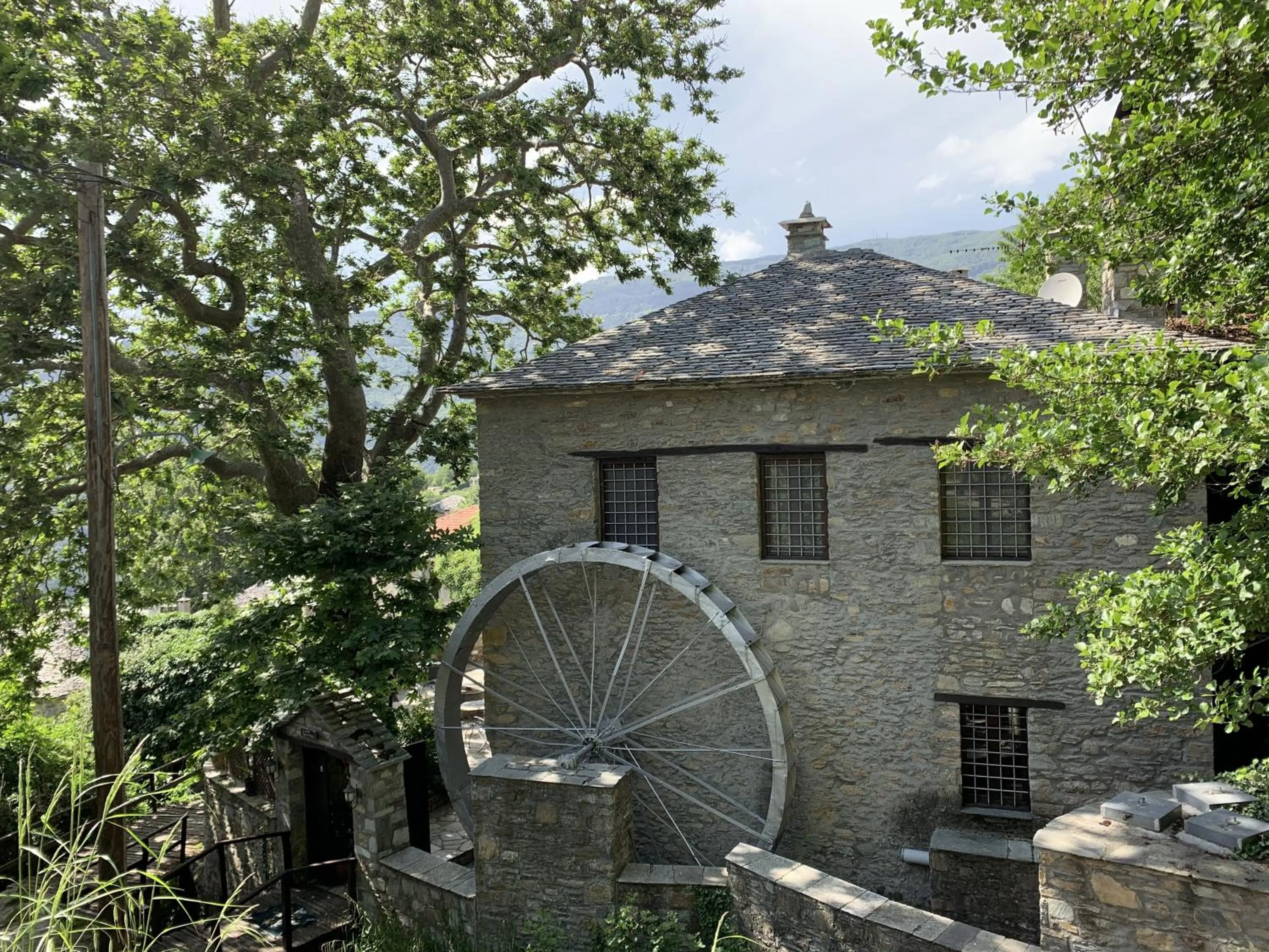 Property building in Palio Eleotrivio Guesthouse