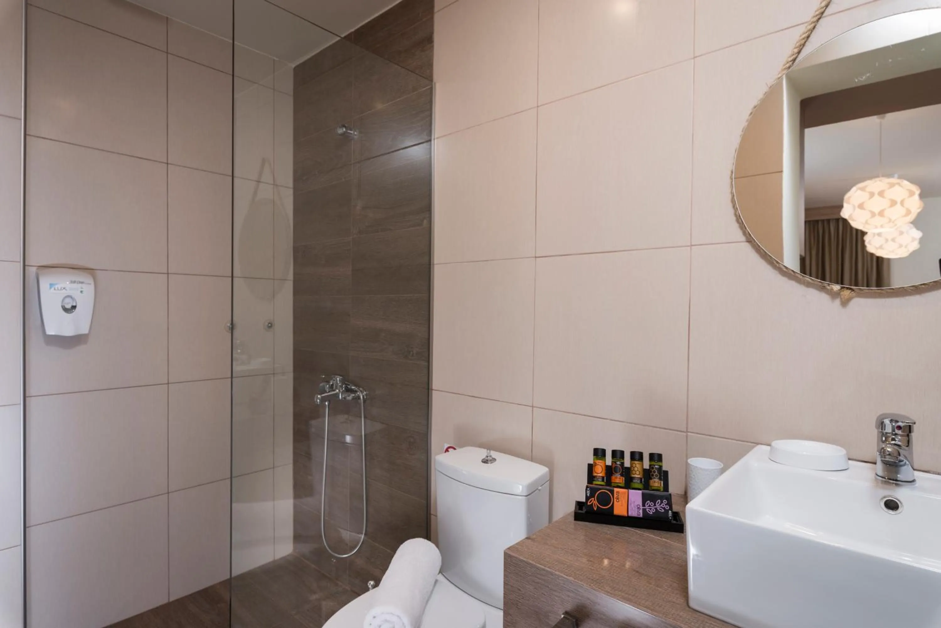 Bathroom in Sea & City Apartments