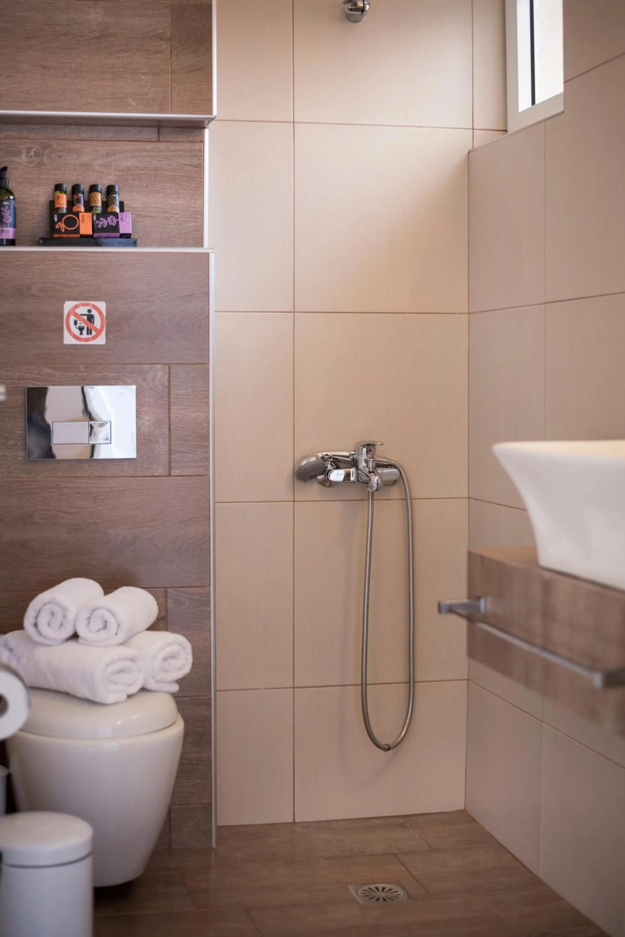 Bathroom in Sea & City Apartments