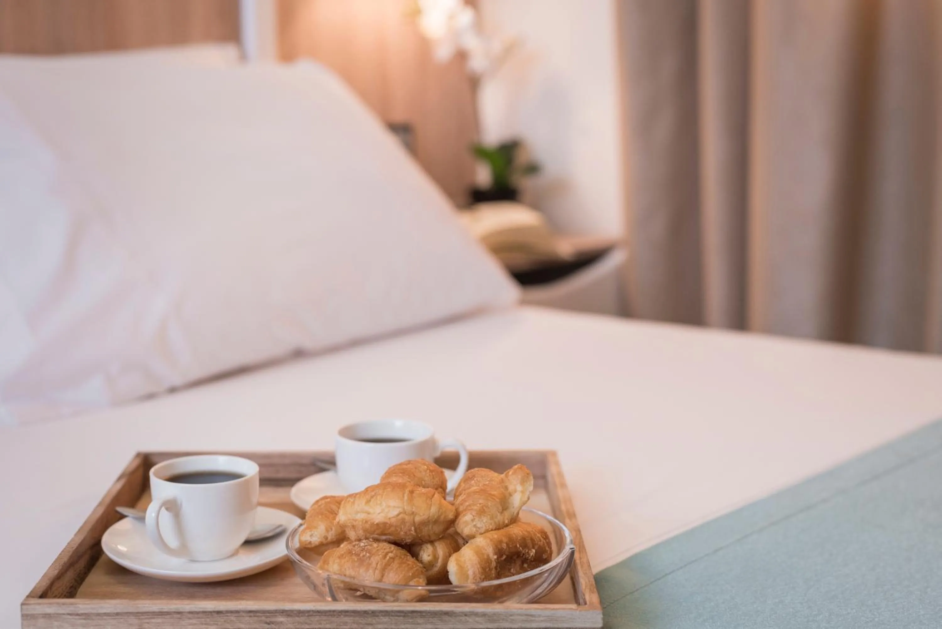 Bed in Sea & City Apartments