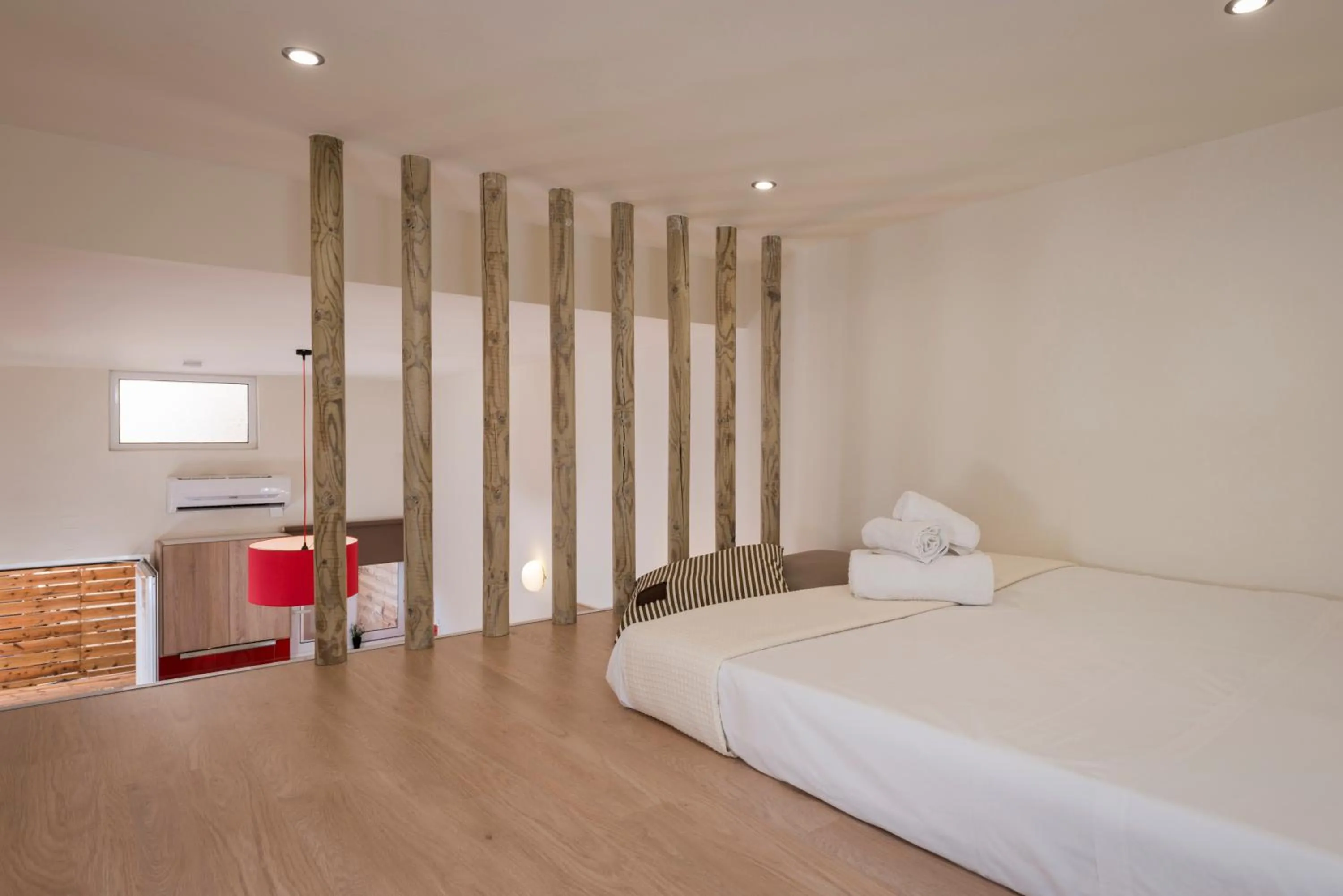 Bedroom, Bed in Sea & City Apartments