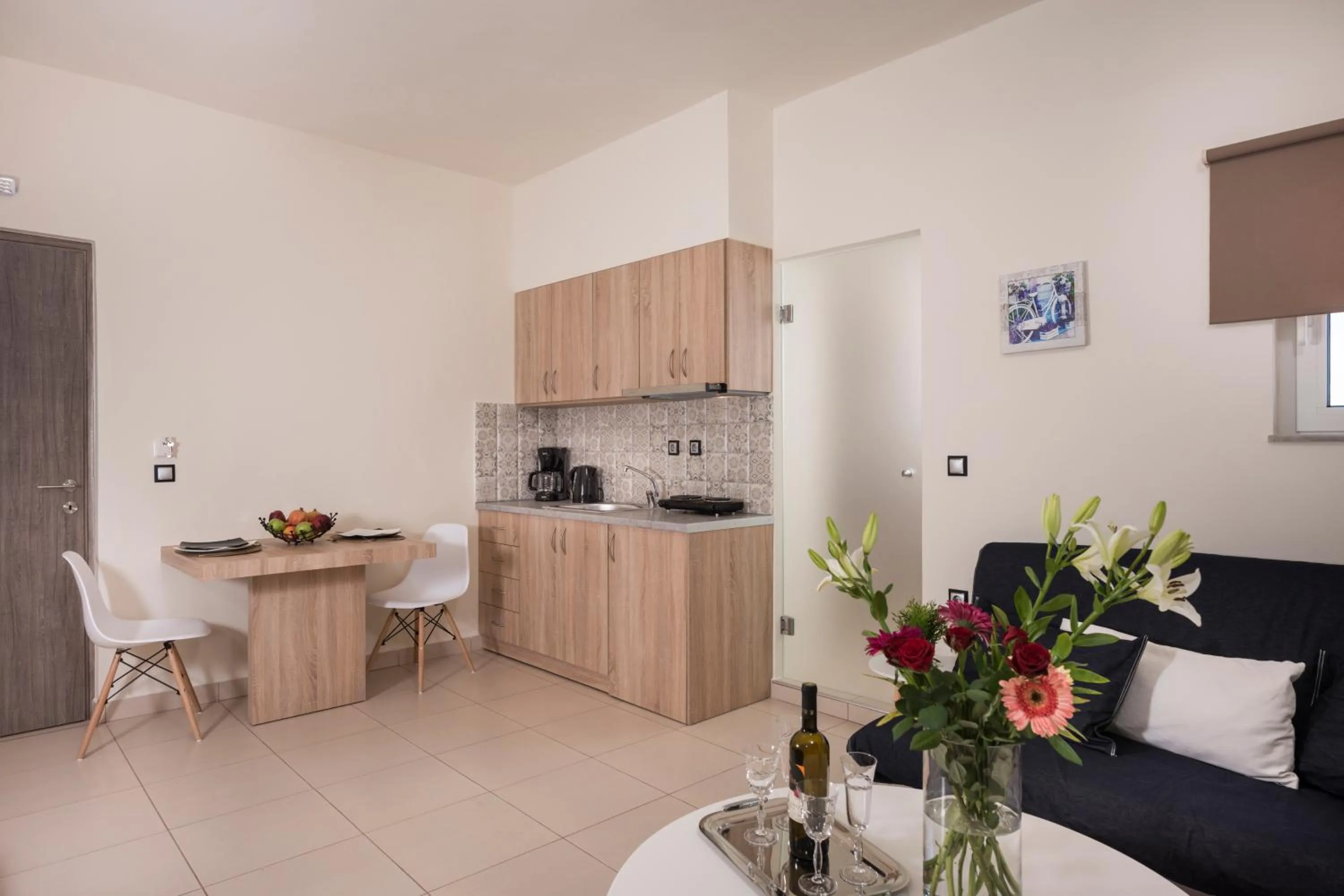 Seating area in Sea & City Apartments