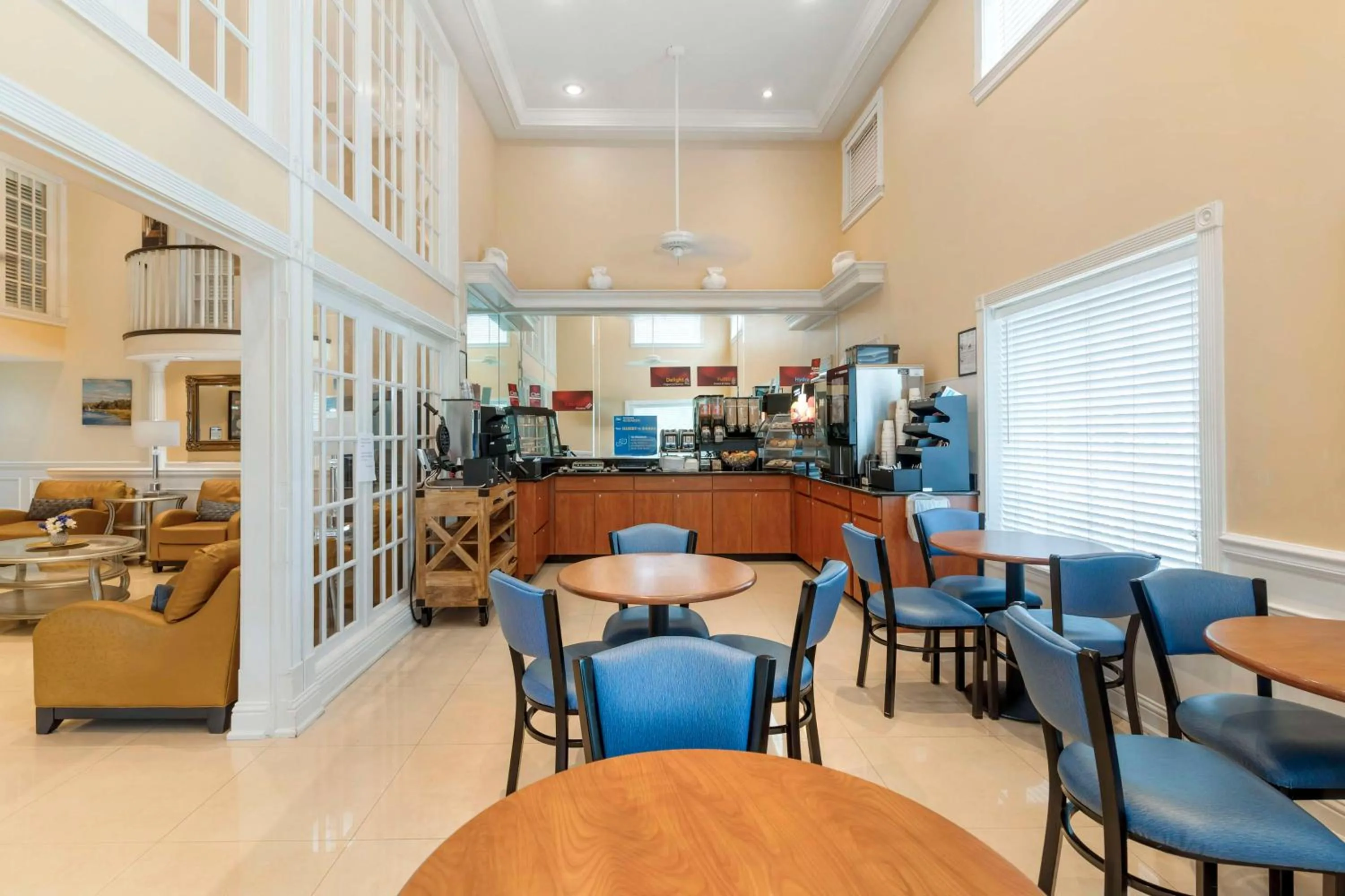 Breakfast in Best Western Plus Kingsland