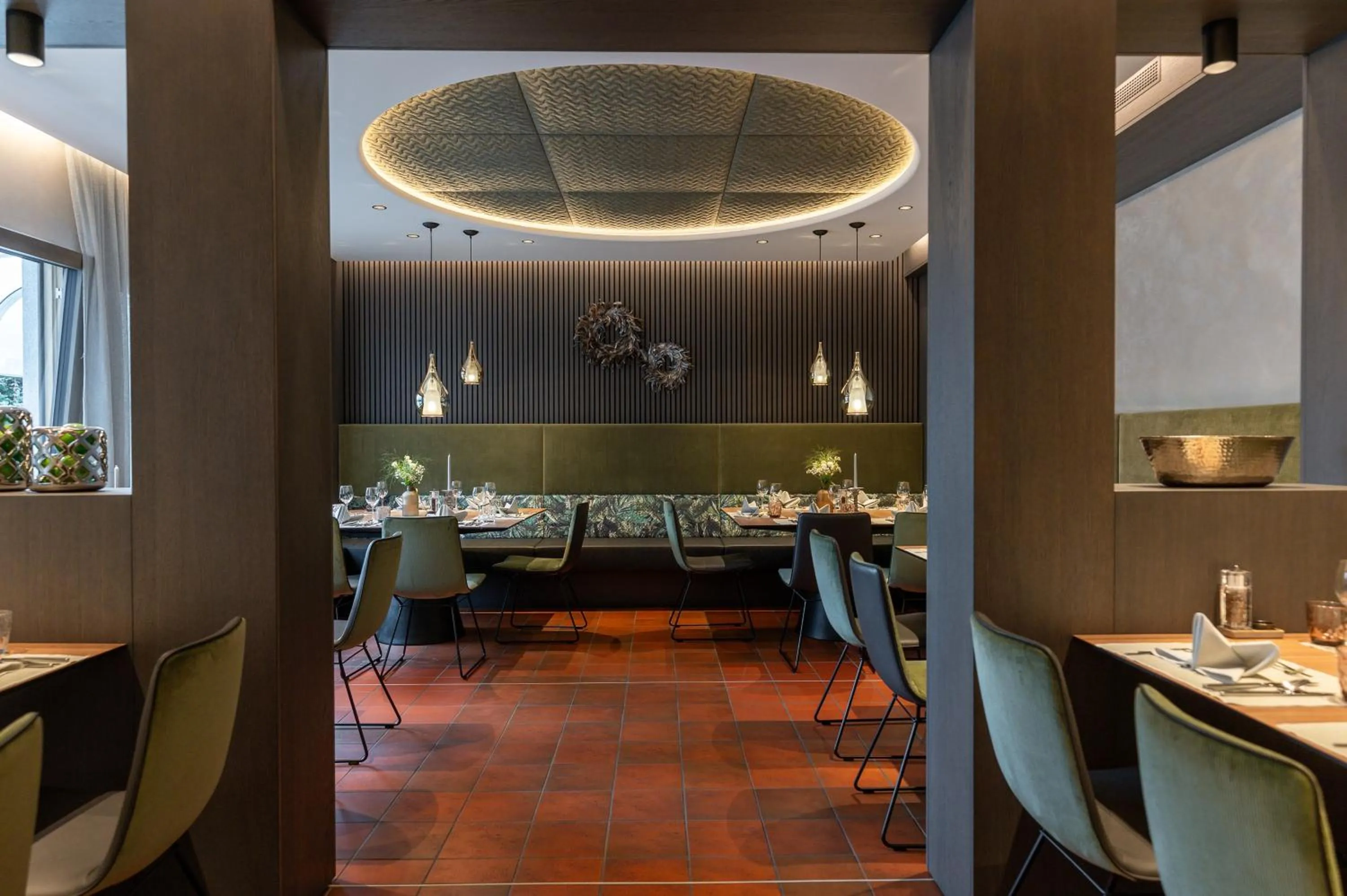 Restaurant/places to eat in Hotel Bruno