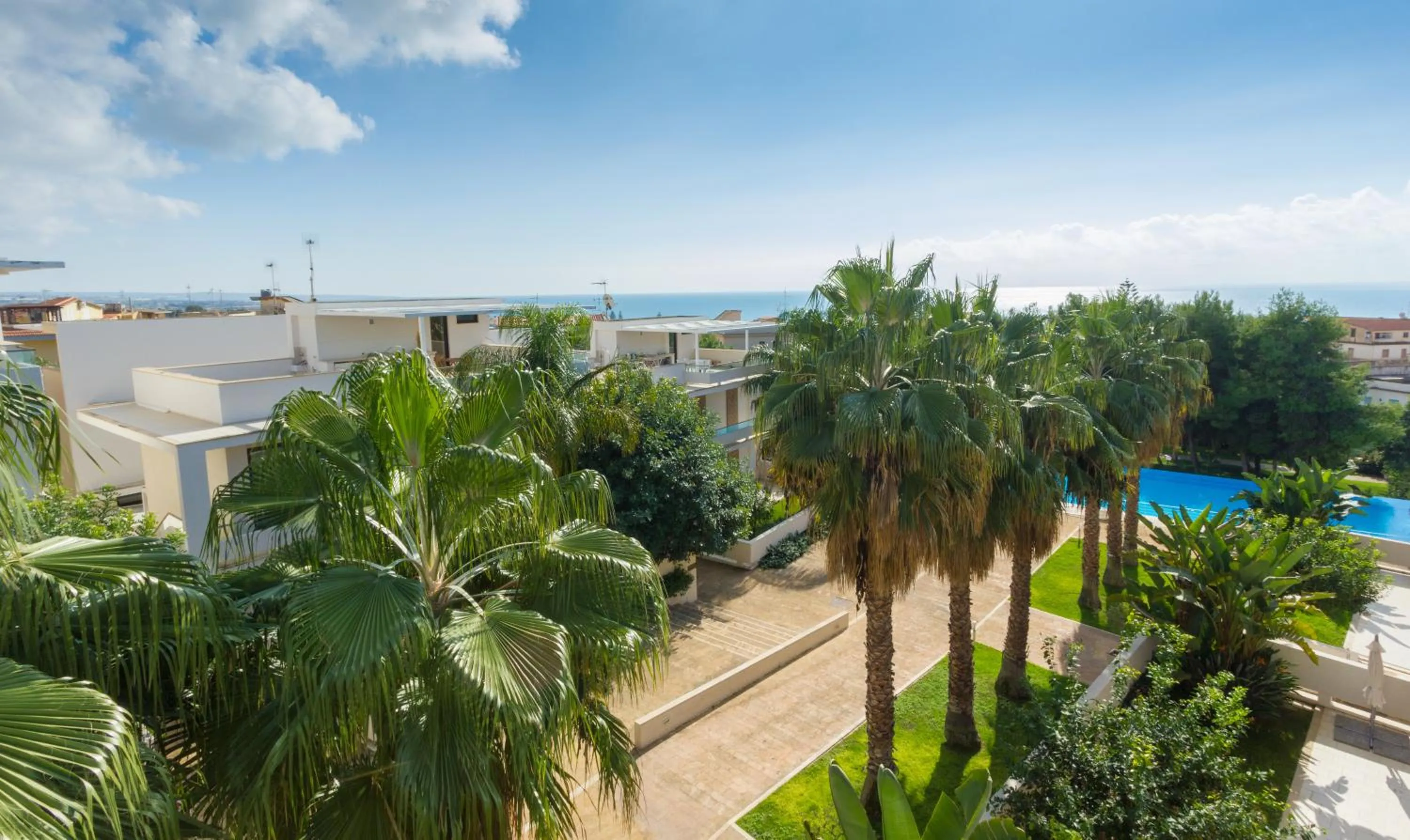 Sea view in Kamena Residence