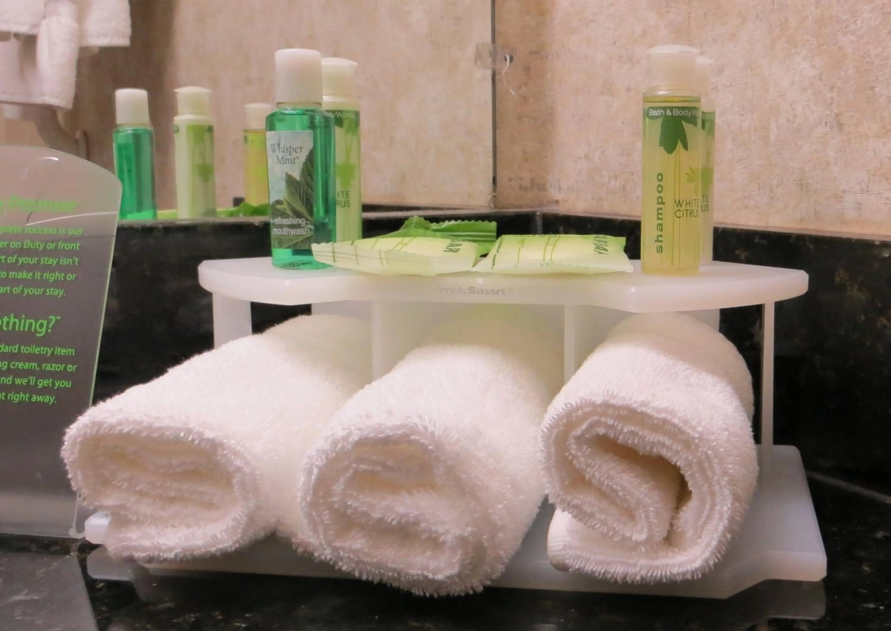 Bathroom in Quality Inn Kilmarnock