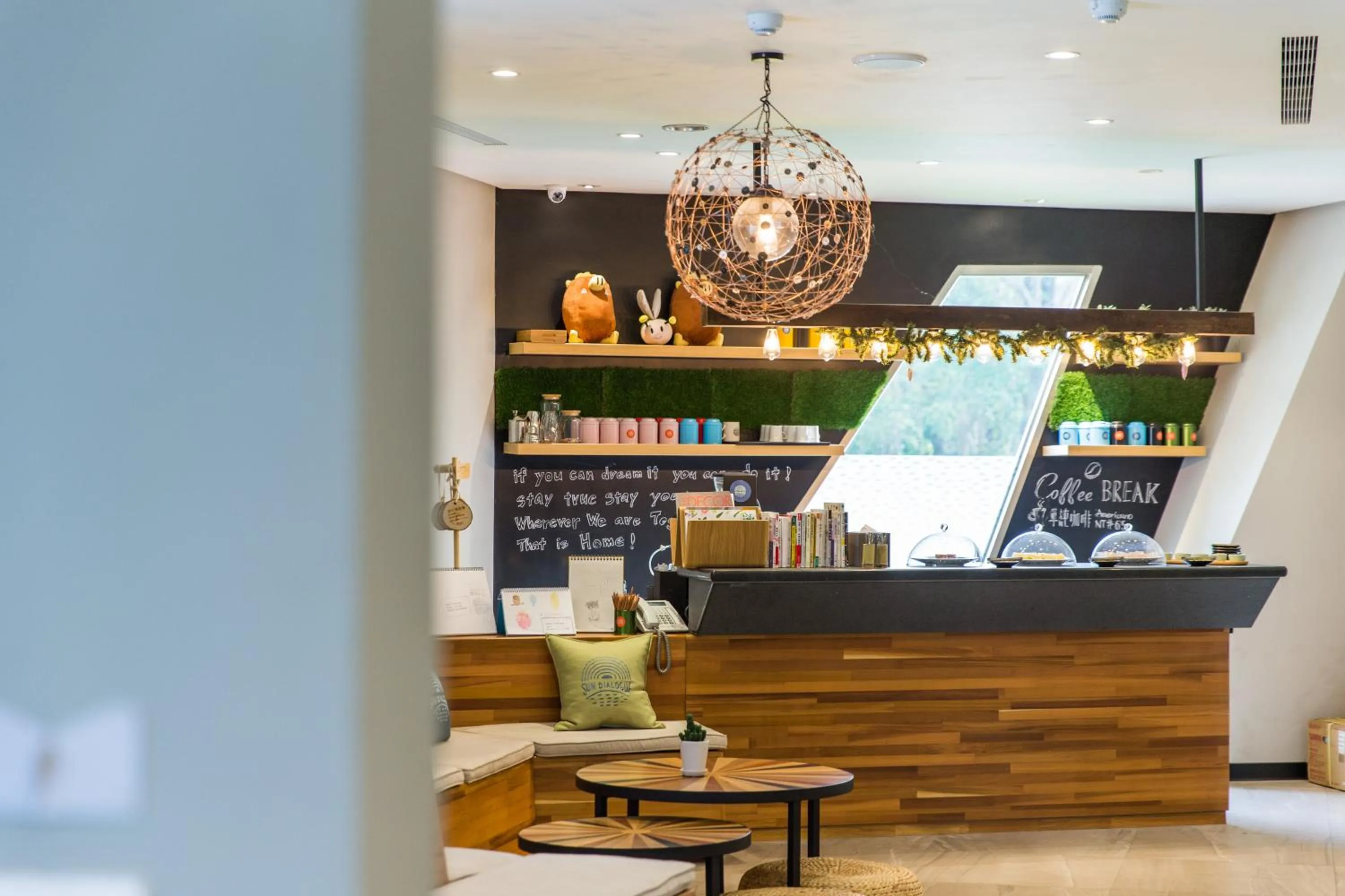 Lobby or reception in Sun Dialogue Hotel-By Cosmos Creation