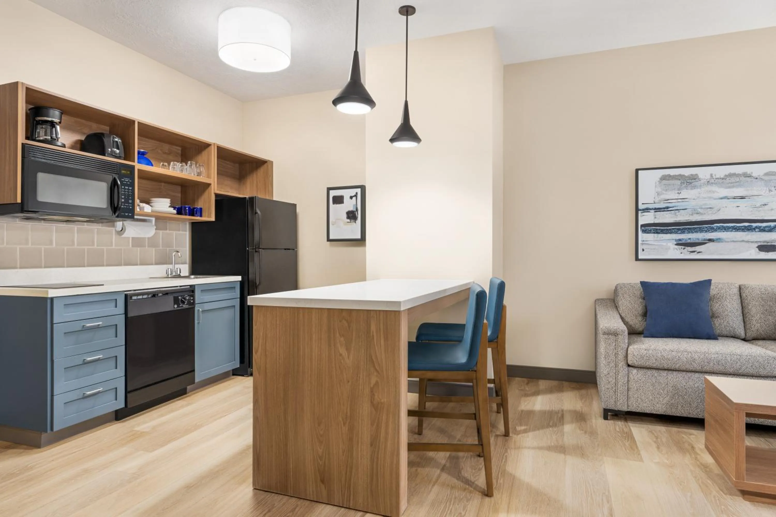 Kitchen or kitchenette in Candlewood Suites Boise-Meridian by IHG