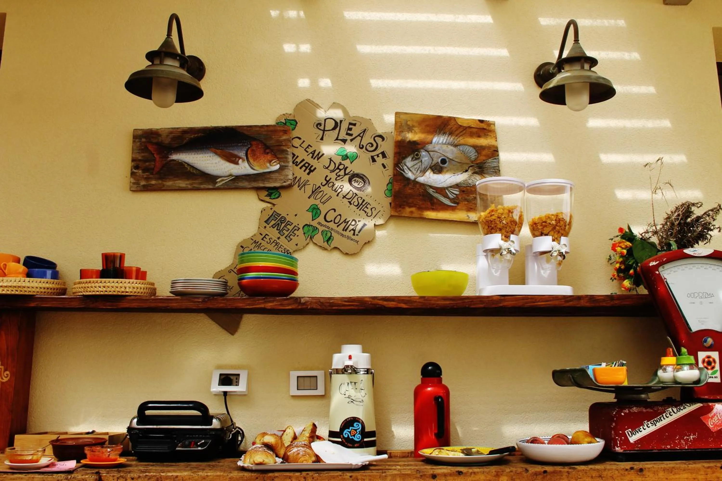 Continental breakfast in Timbuktu Hostel