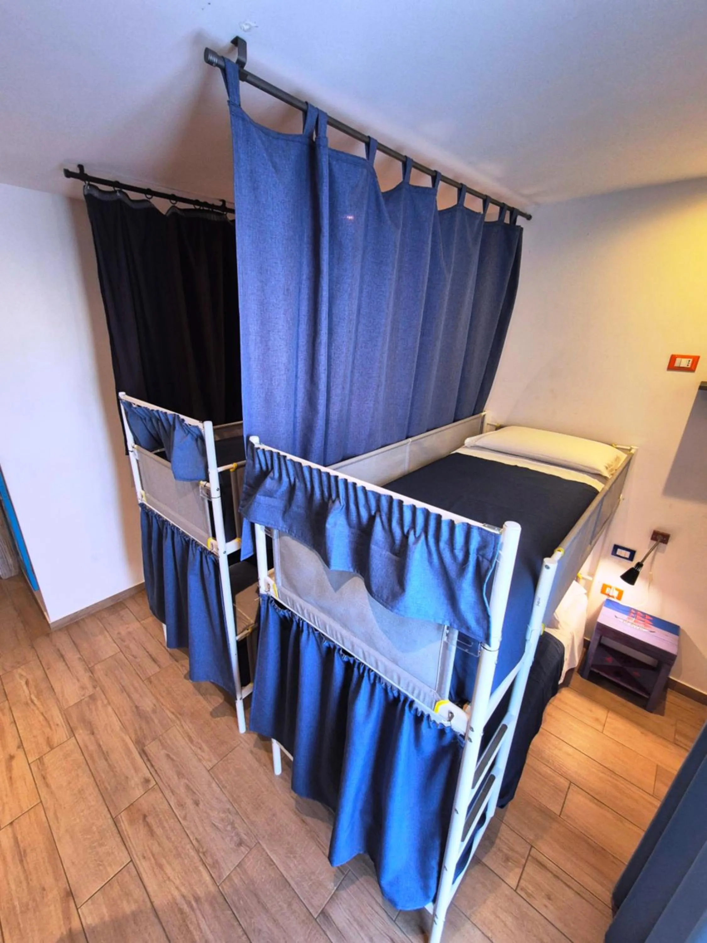 bunk bed, Bed in Timbuktu Hostel