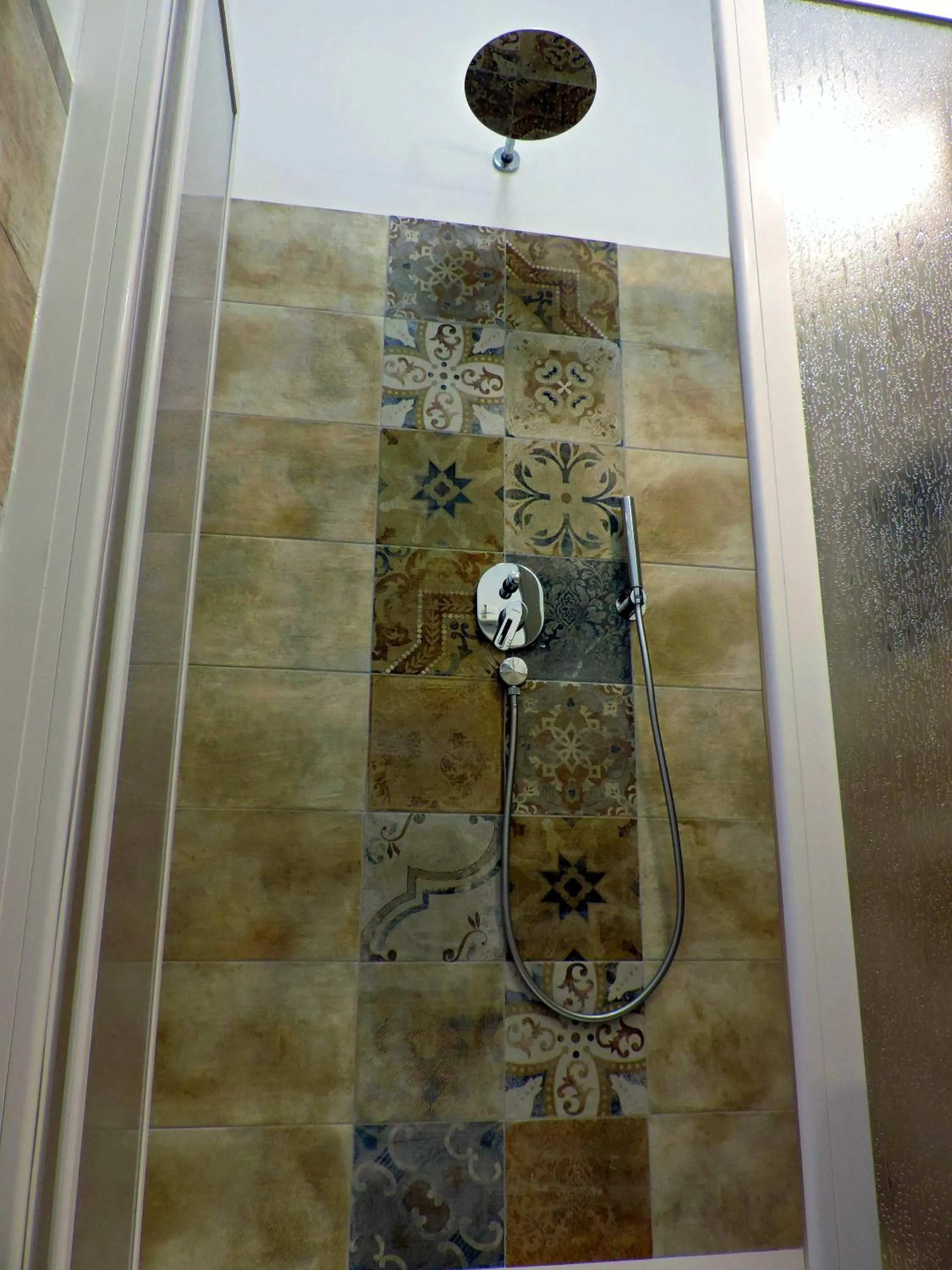 Bathroom in Timbuktu Hostel