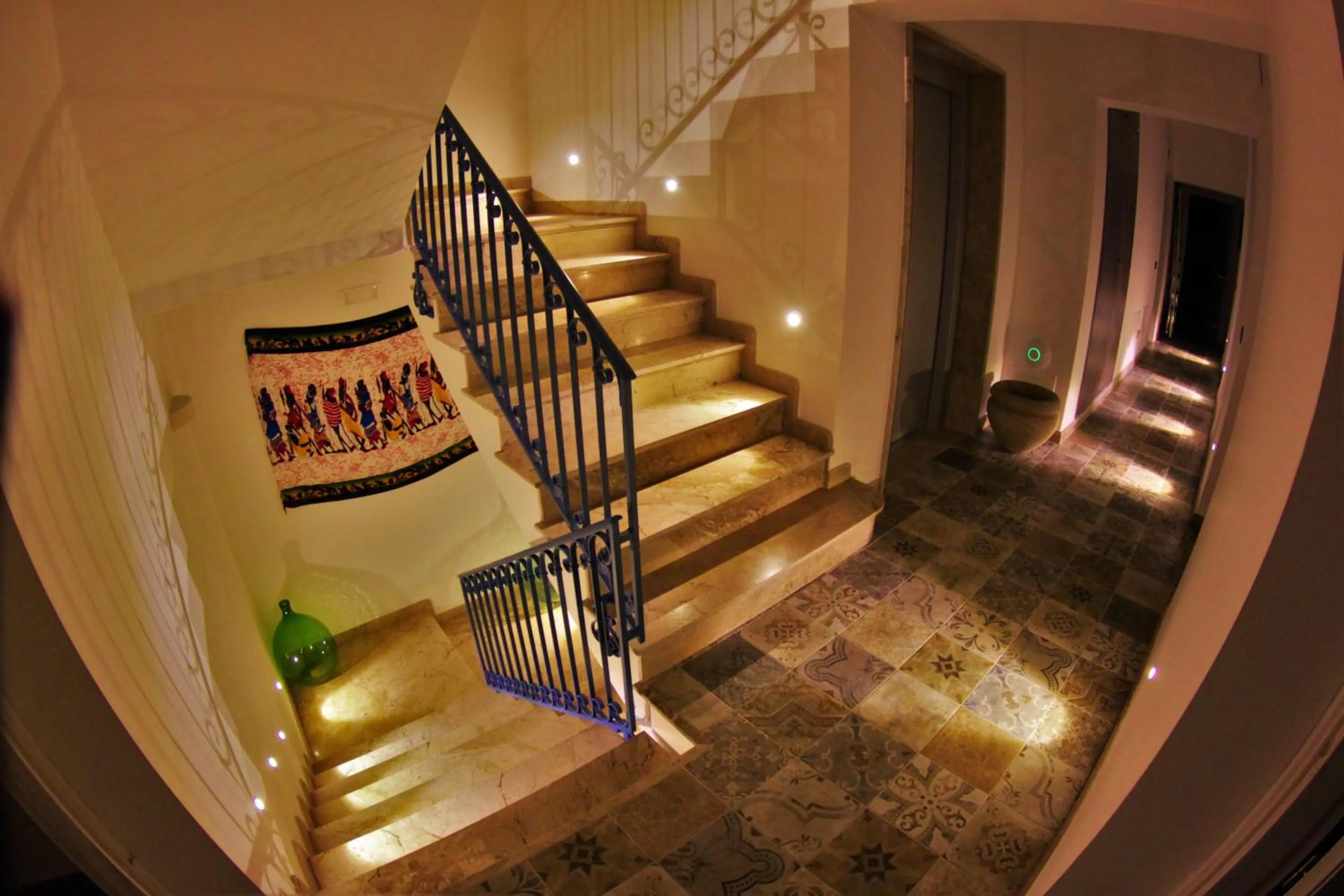 Property building in Timbuktu Hostel