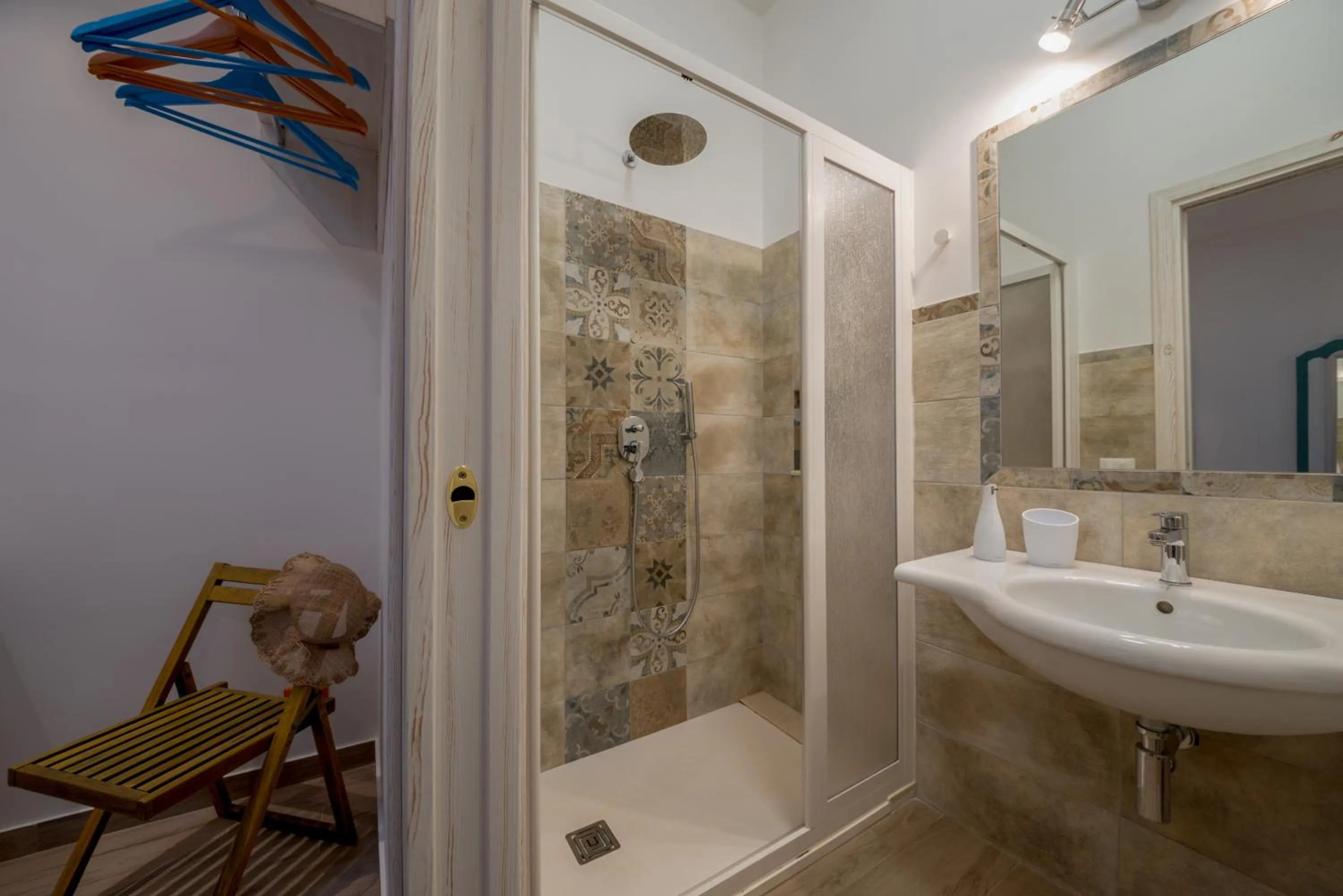 Bathroom in Timbuktu Hostel