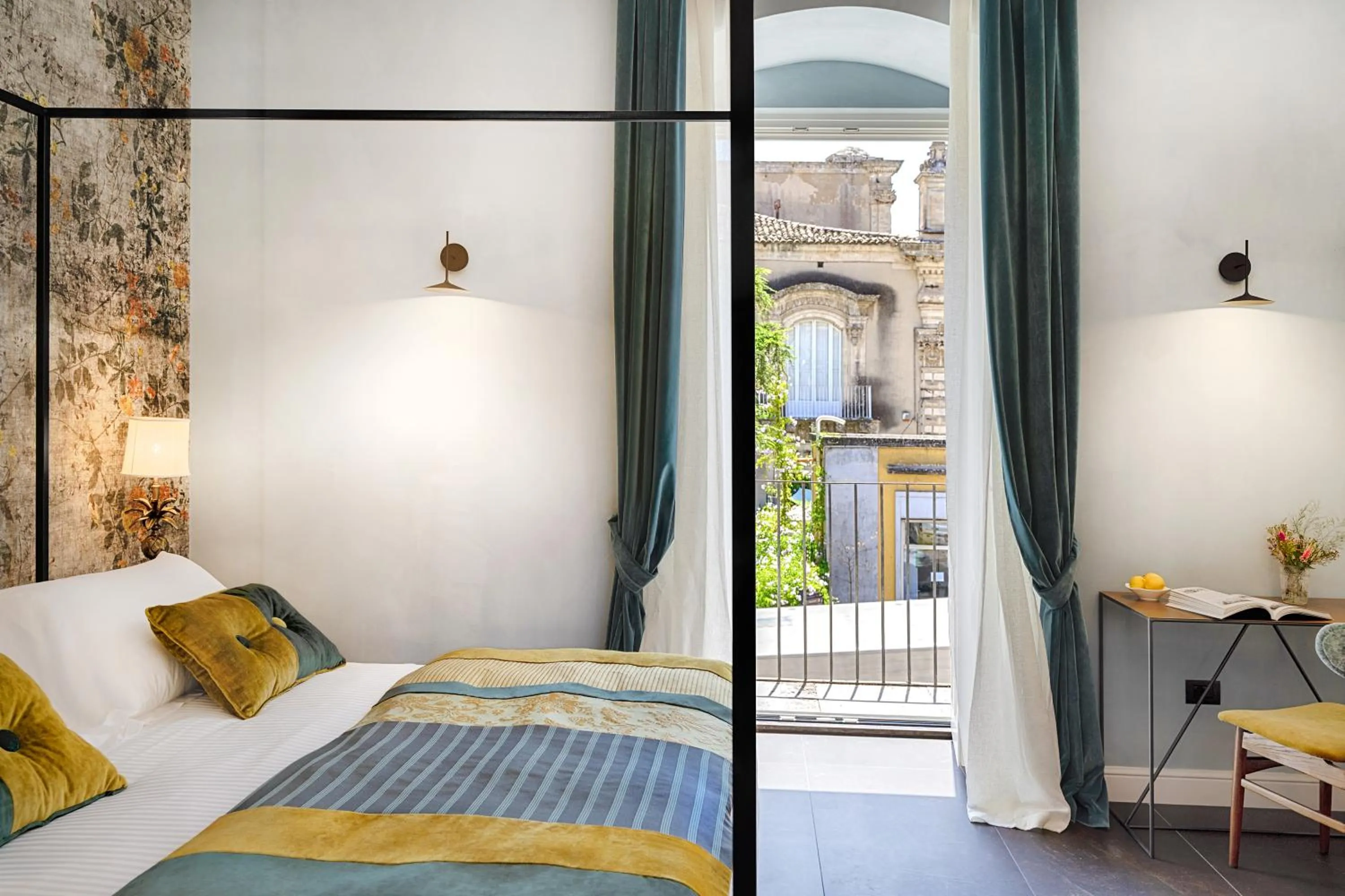 Bedroom, Bed in Relais Antica Badia - San Maurizio 1619