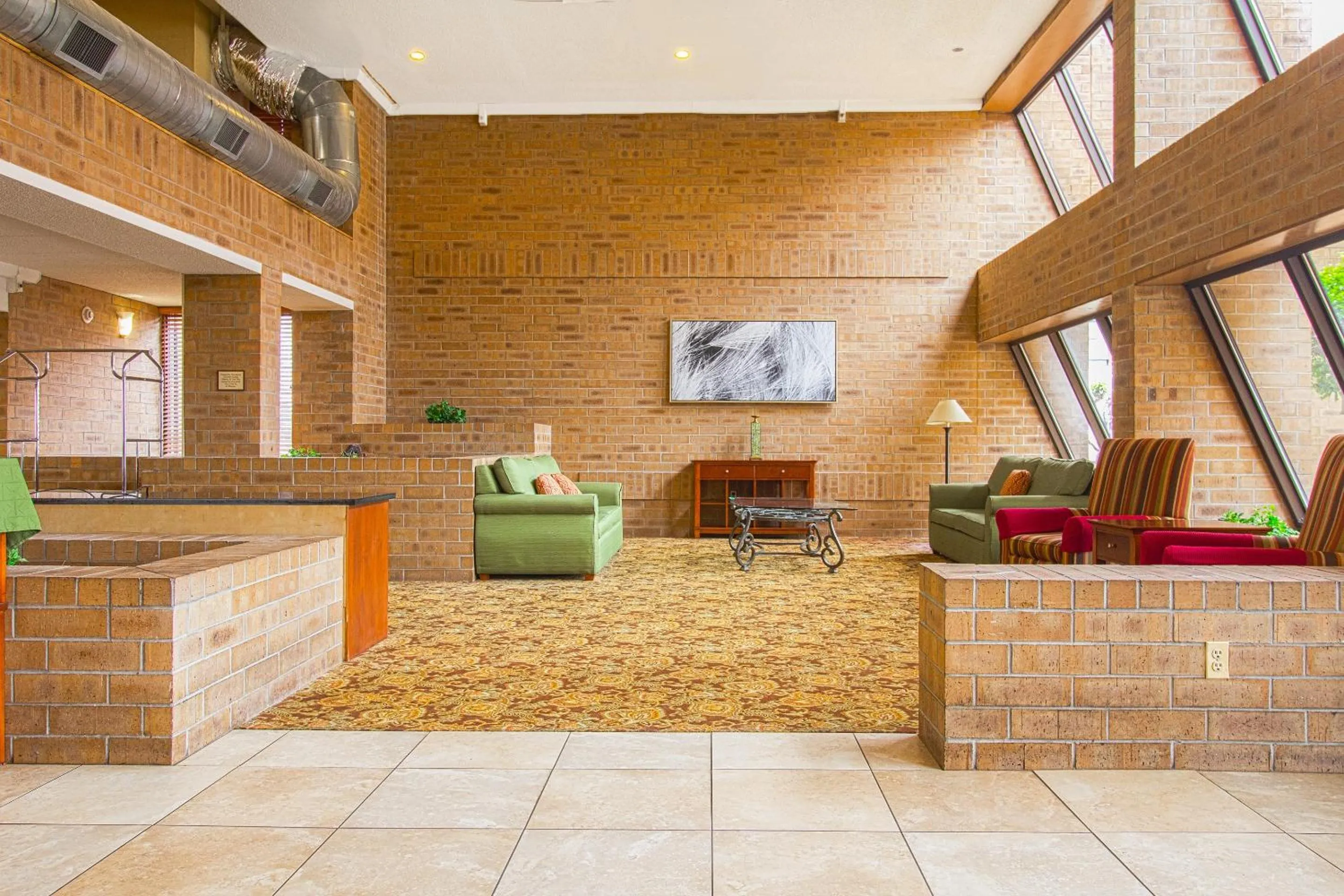 Lobby or reception in Tulsa Square Hotel Central, I-44 By OYO