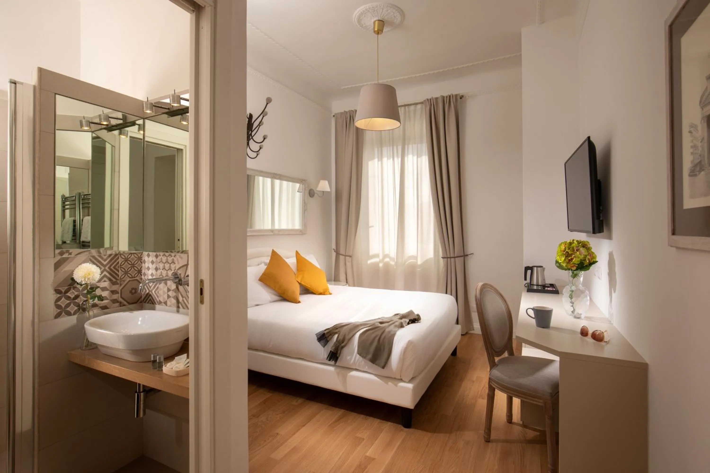 Bedroom, Bed in Domus Serafino