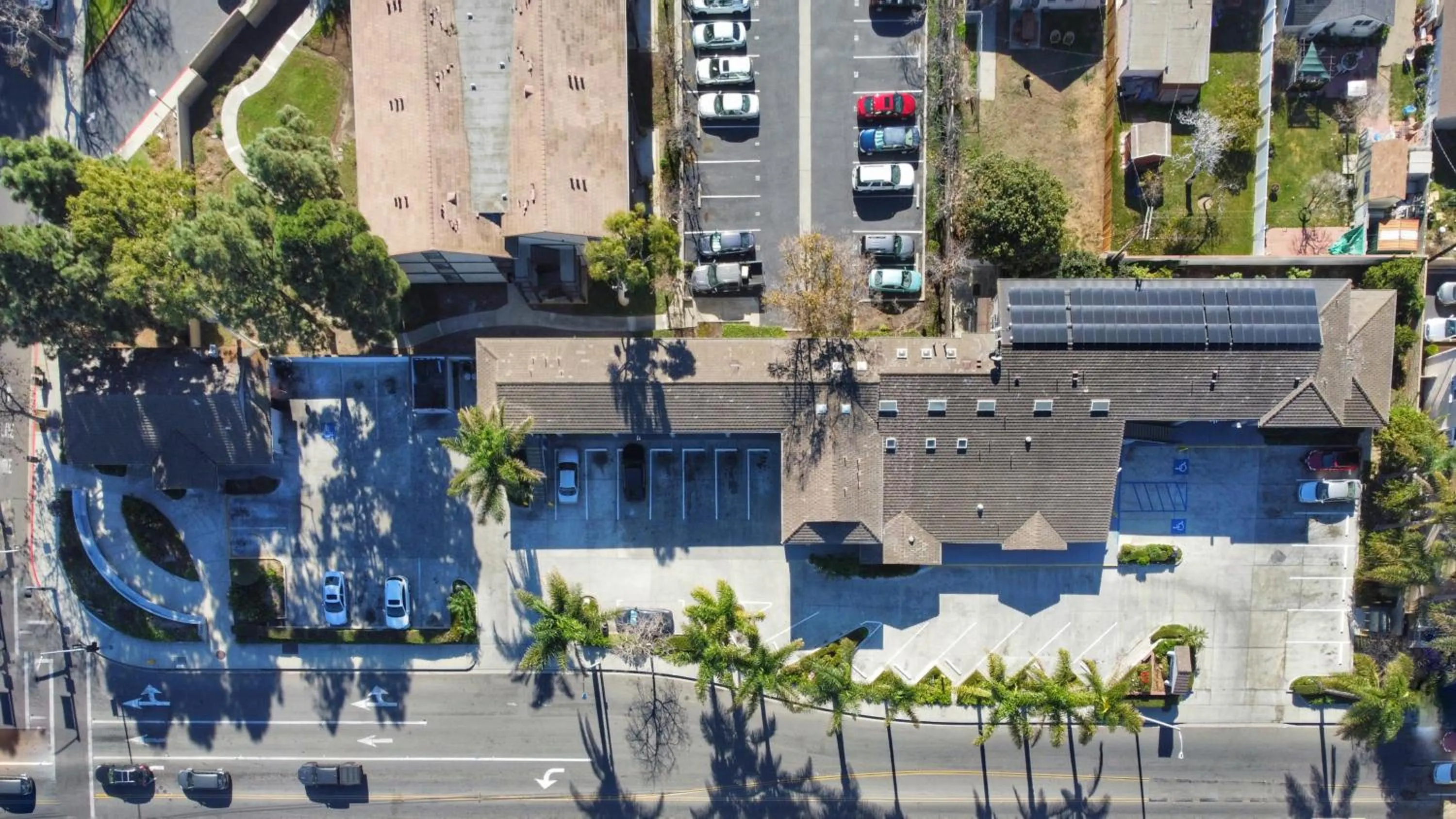 Property building in Americas Best Value Inn Oxnard-Port Hueneme