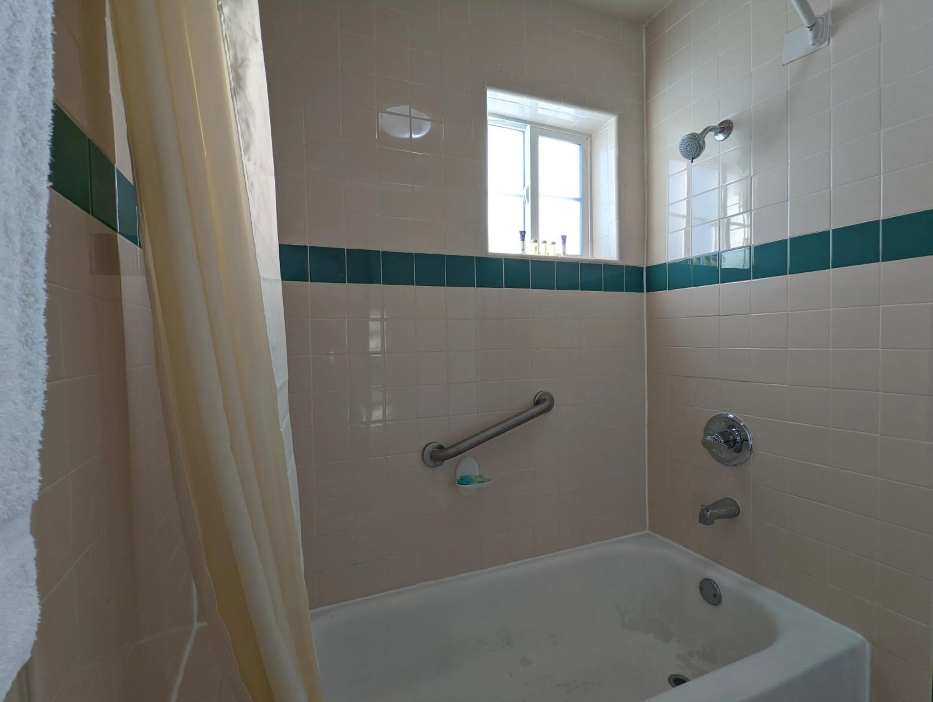 Shower in Americas Best Value Inn Oxnard-Port Hueneme