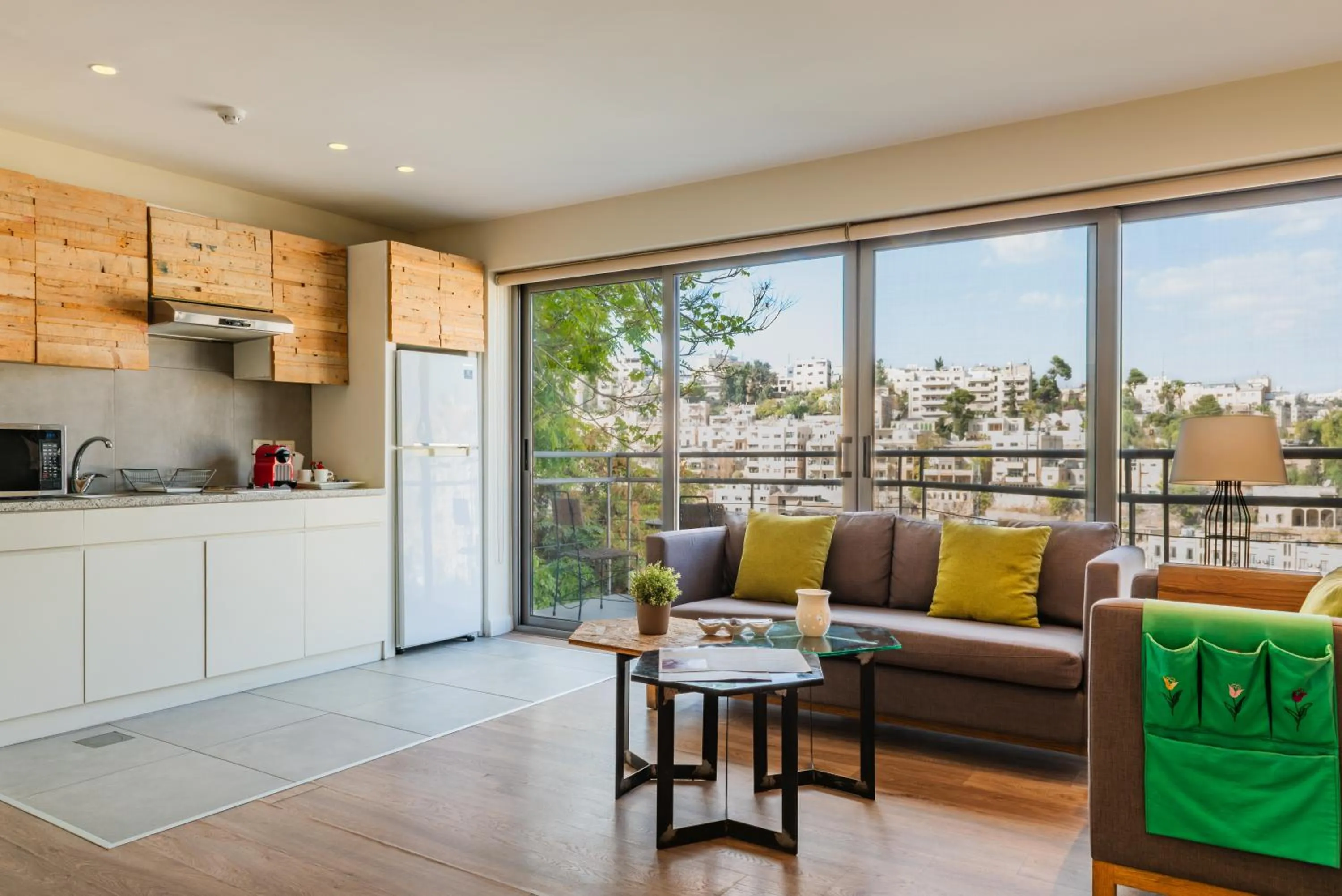 Coffee/tea facilities in Wild Jordan Center