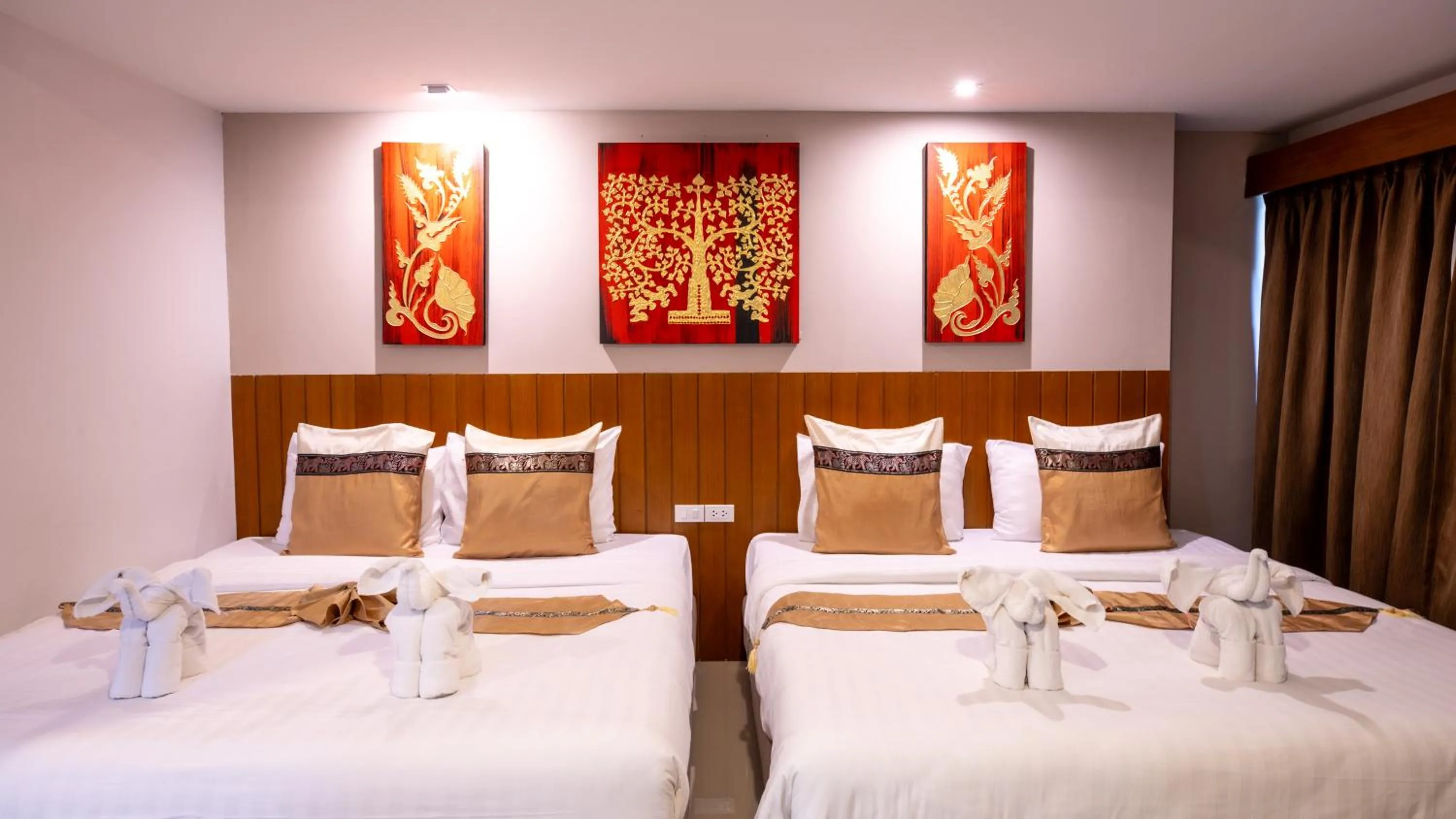 Bed in Huen Jao Ban Hotel