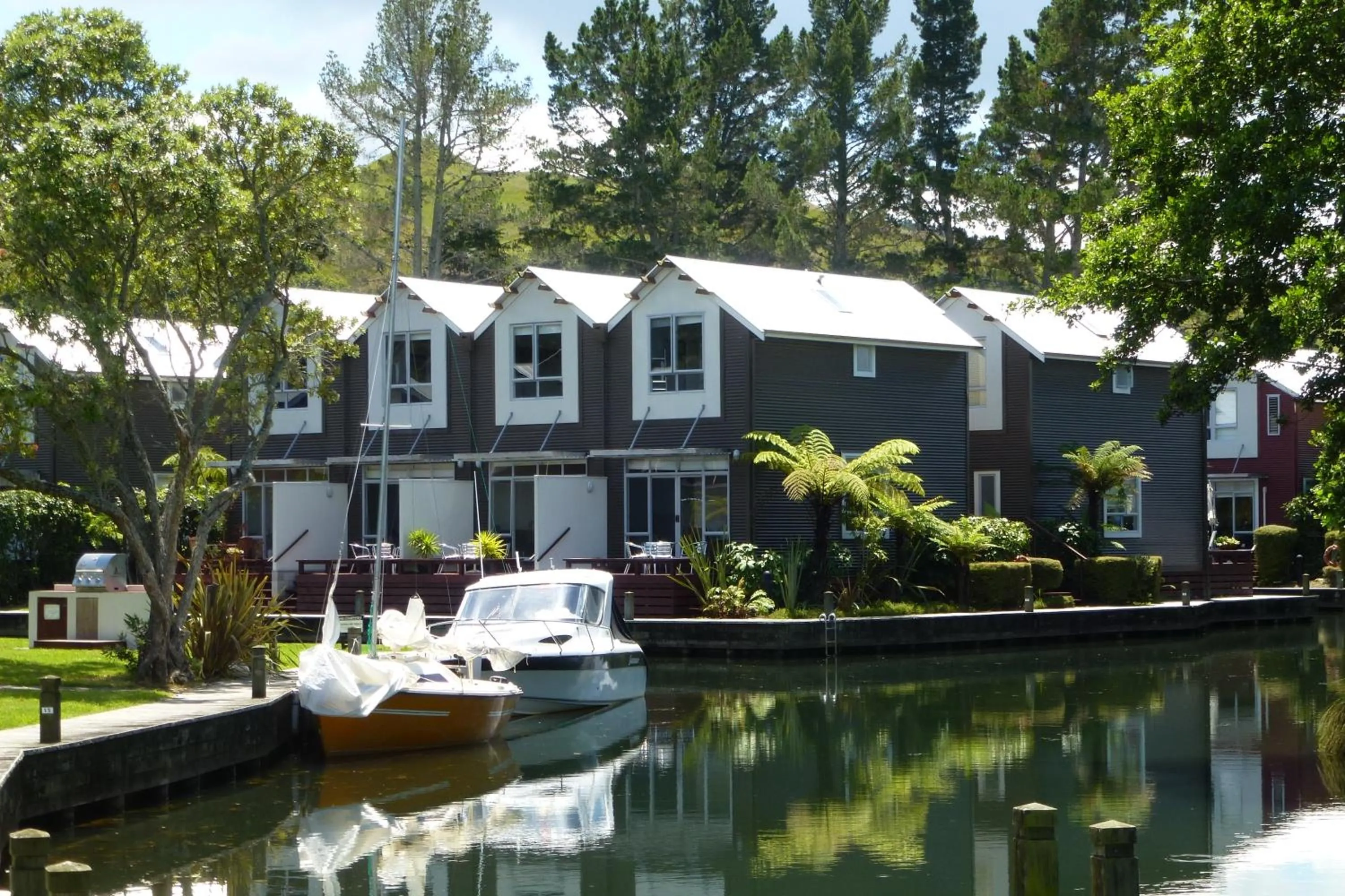 Facade/entrance in Ramada Resort By Wyndham Rotorua Marama