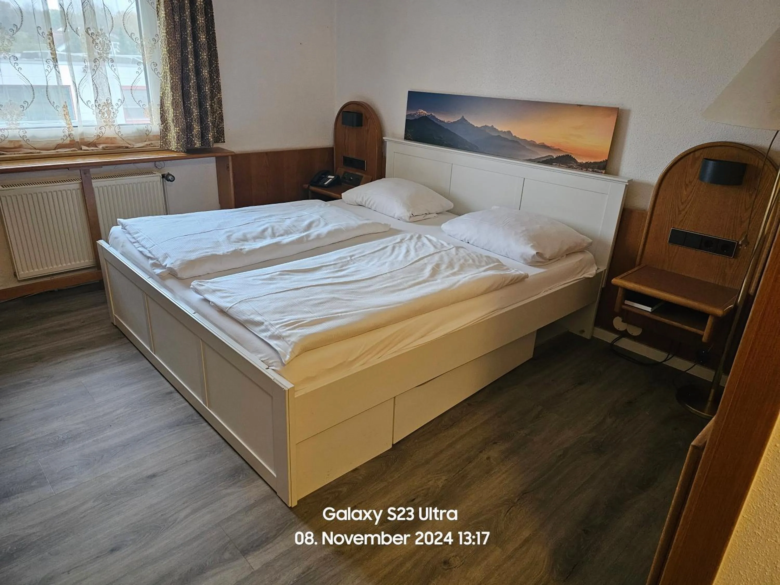 Bed in Hotel Shawi Erzhausen