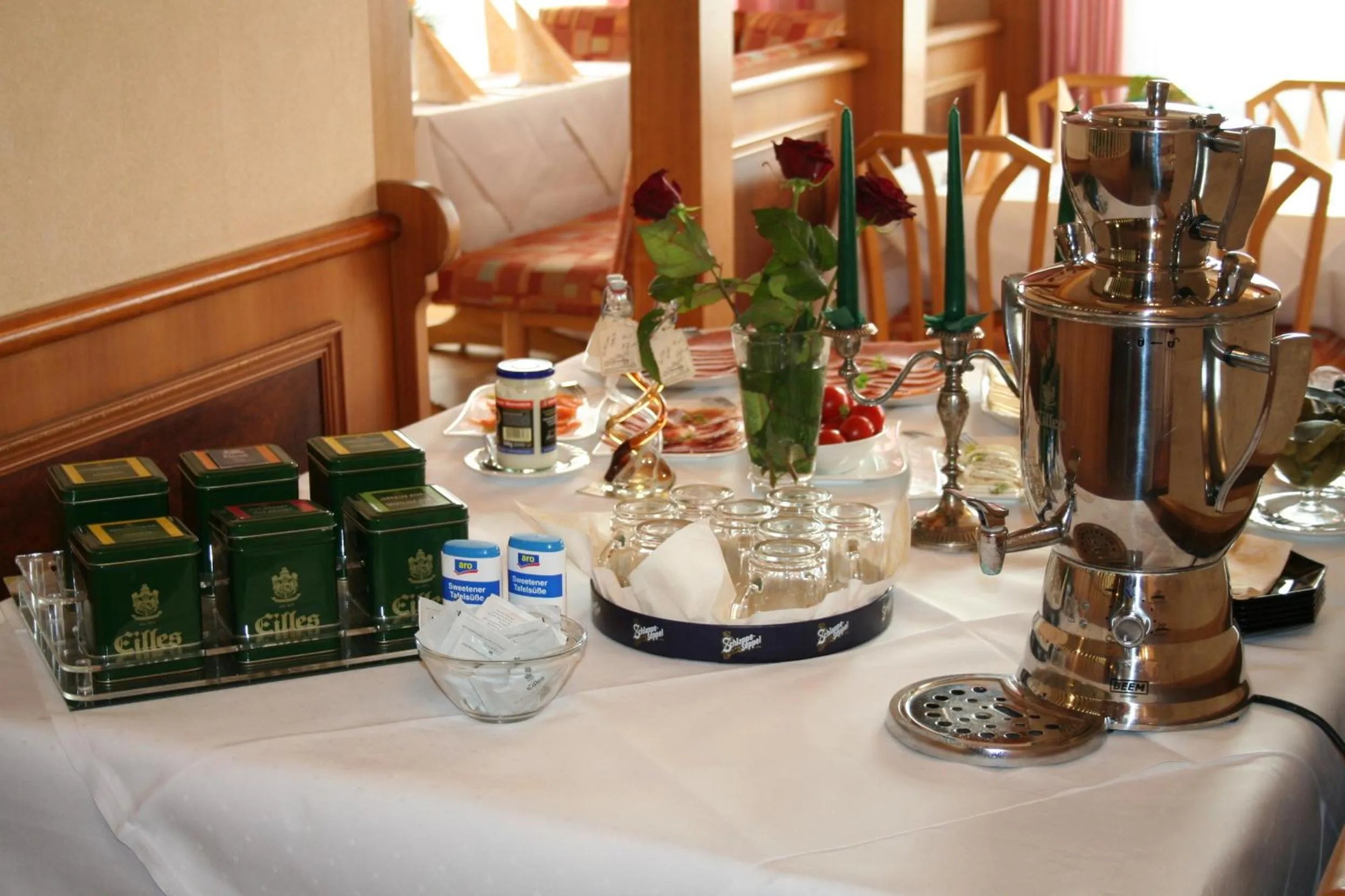 Food and drinks in Hotel Shawi Erzhausen