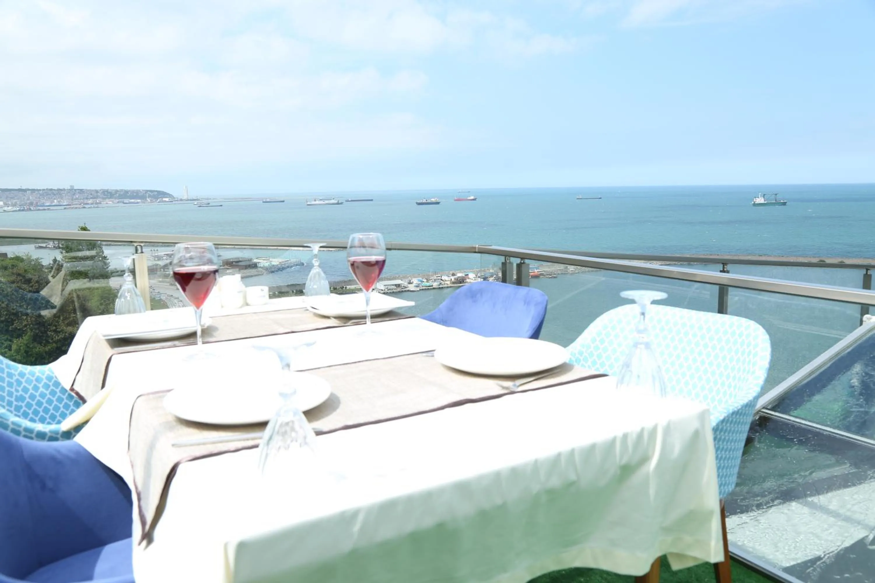 Restaurant/places to eat in Panaroma Damla Otel