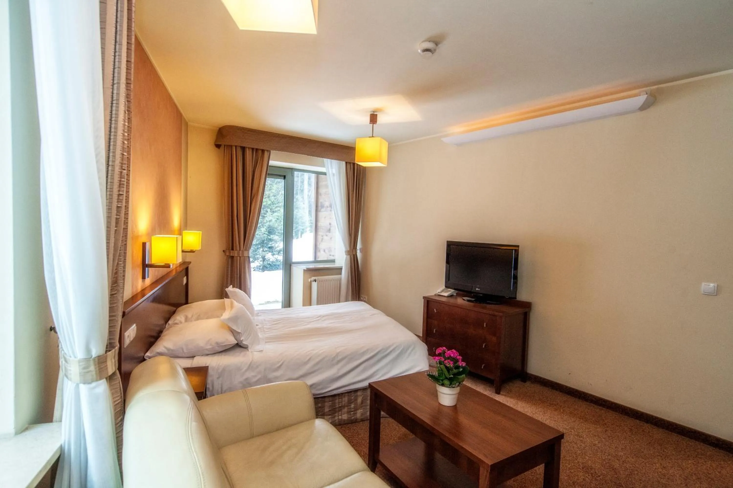 Photo of the whole room, Bed in Hotel Murowanica