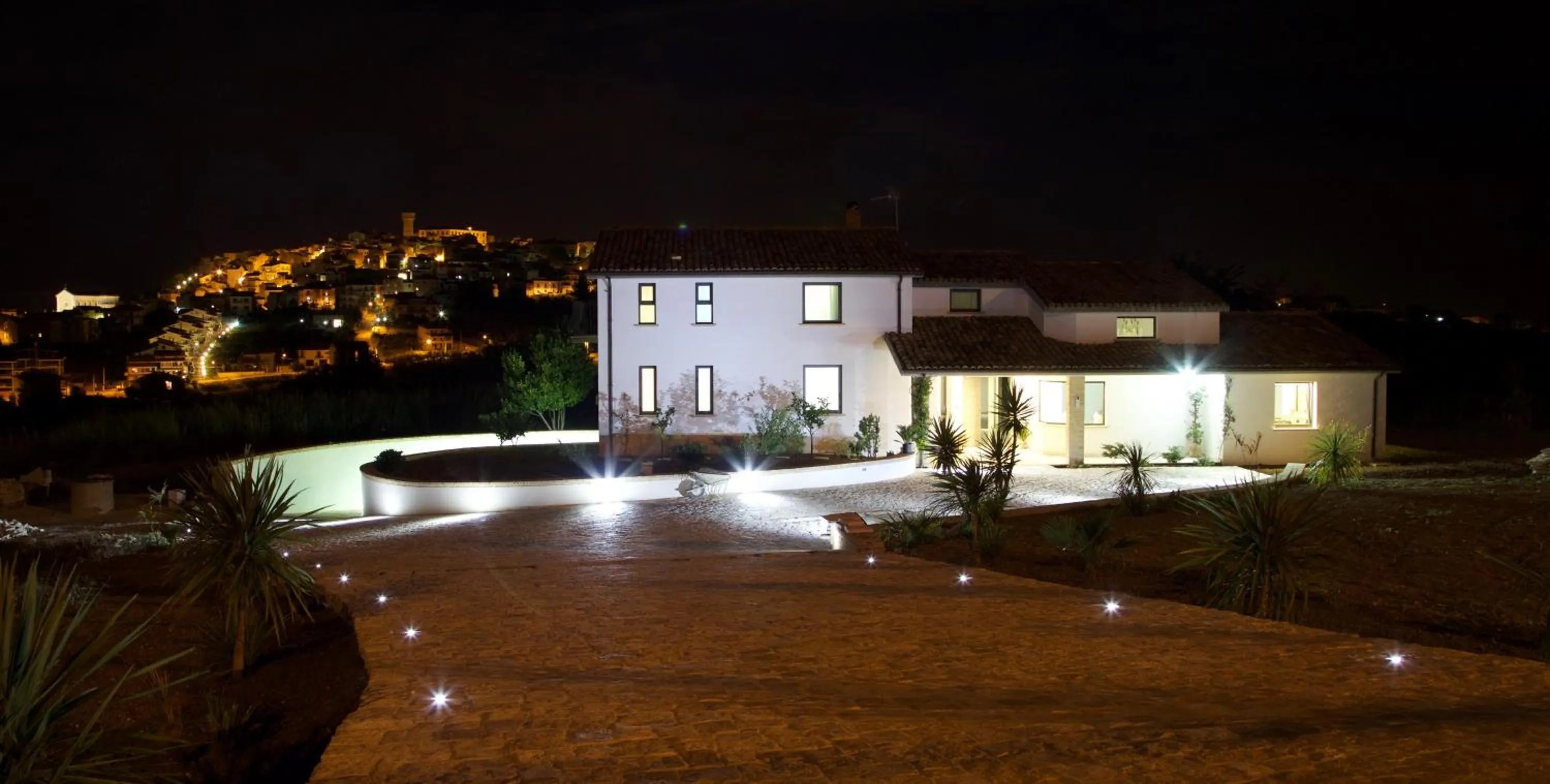 Property building in Villaggio Cristina