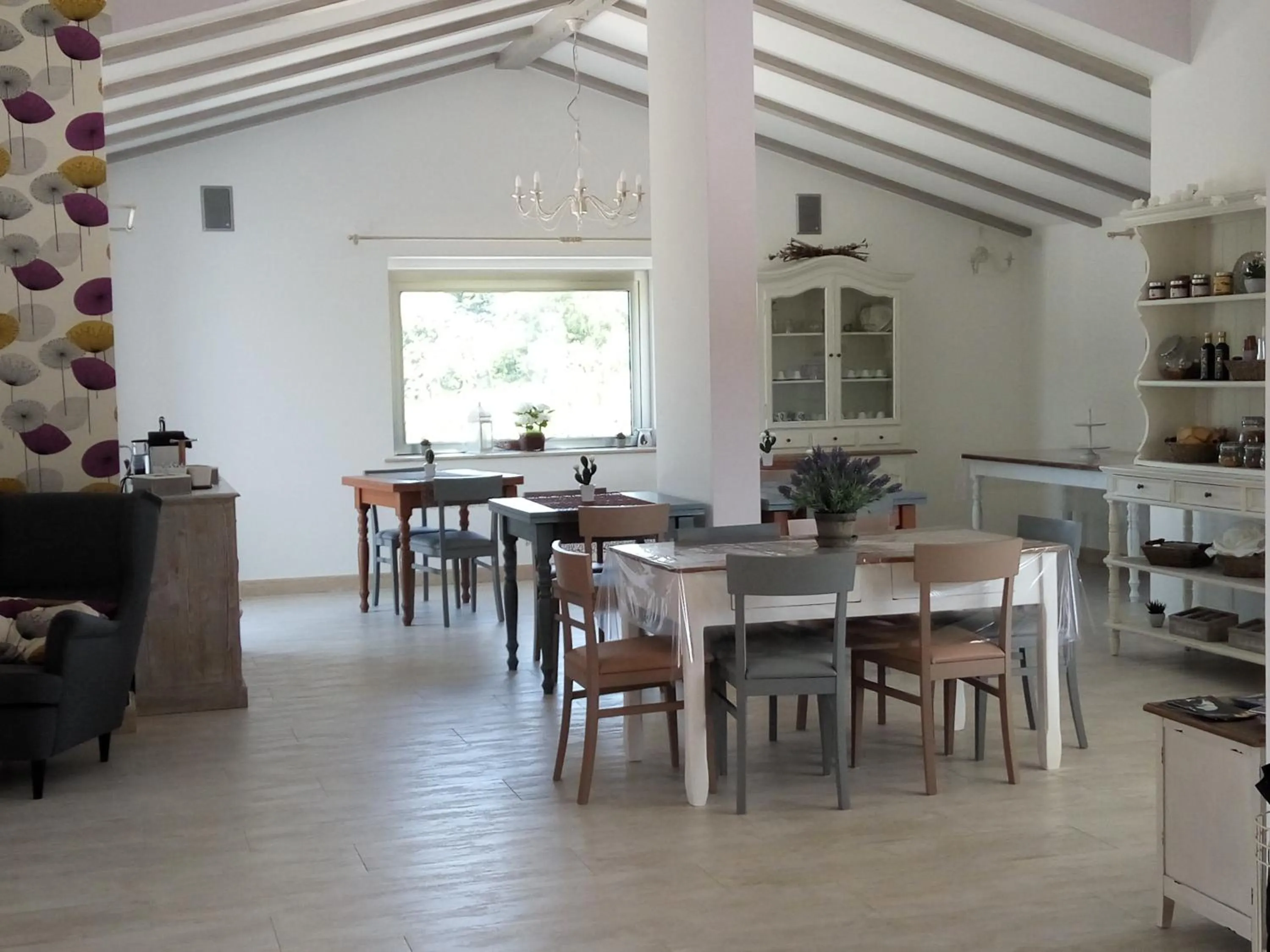 Communal lounge/ TV room in Villaggio Cristina