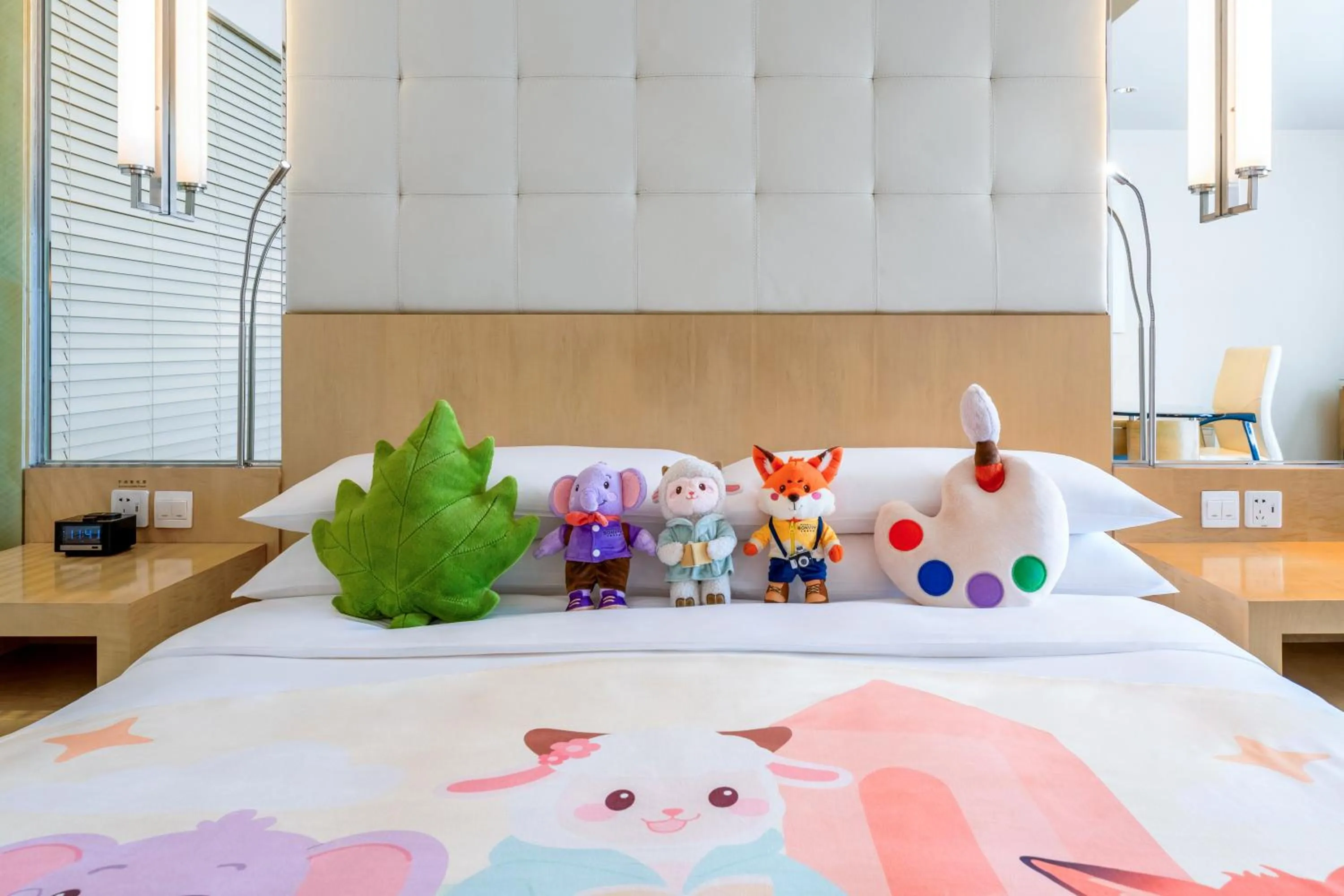 Bed in Renaissance Shanghai Yu Garden Hotel on the Bund by Nanjing Road