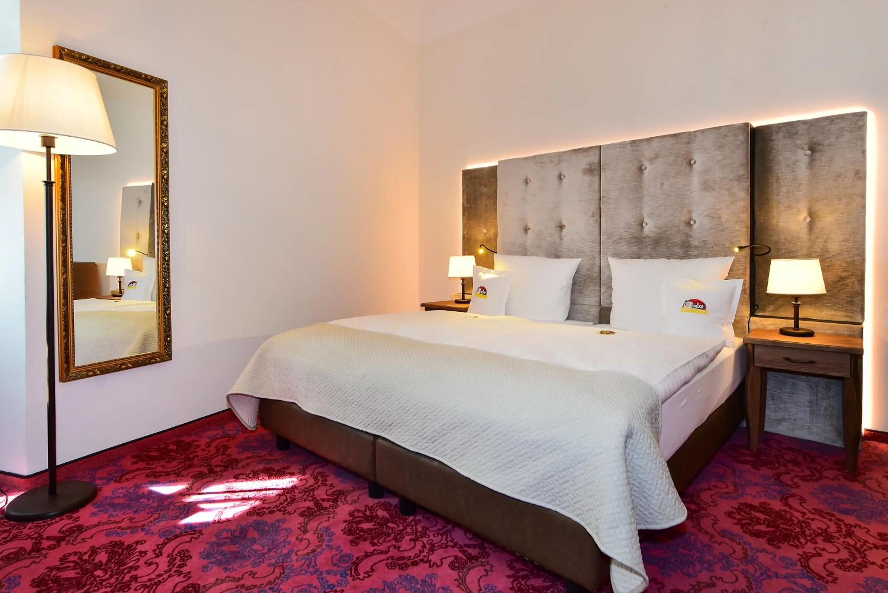 Double Room with Lake View Modern in Schloss Hotel Wasserburg