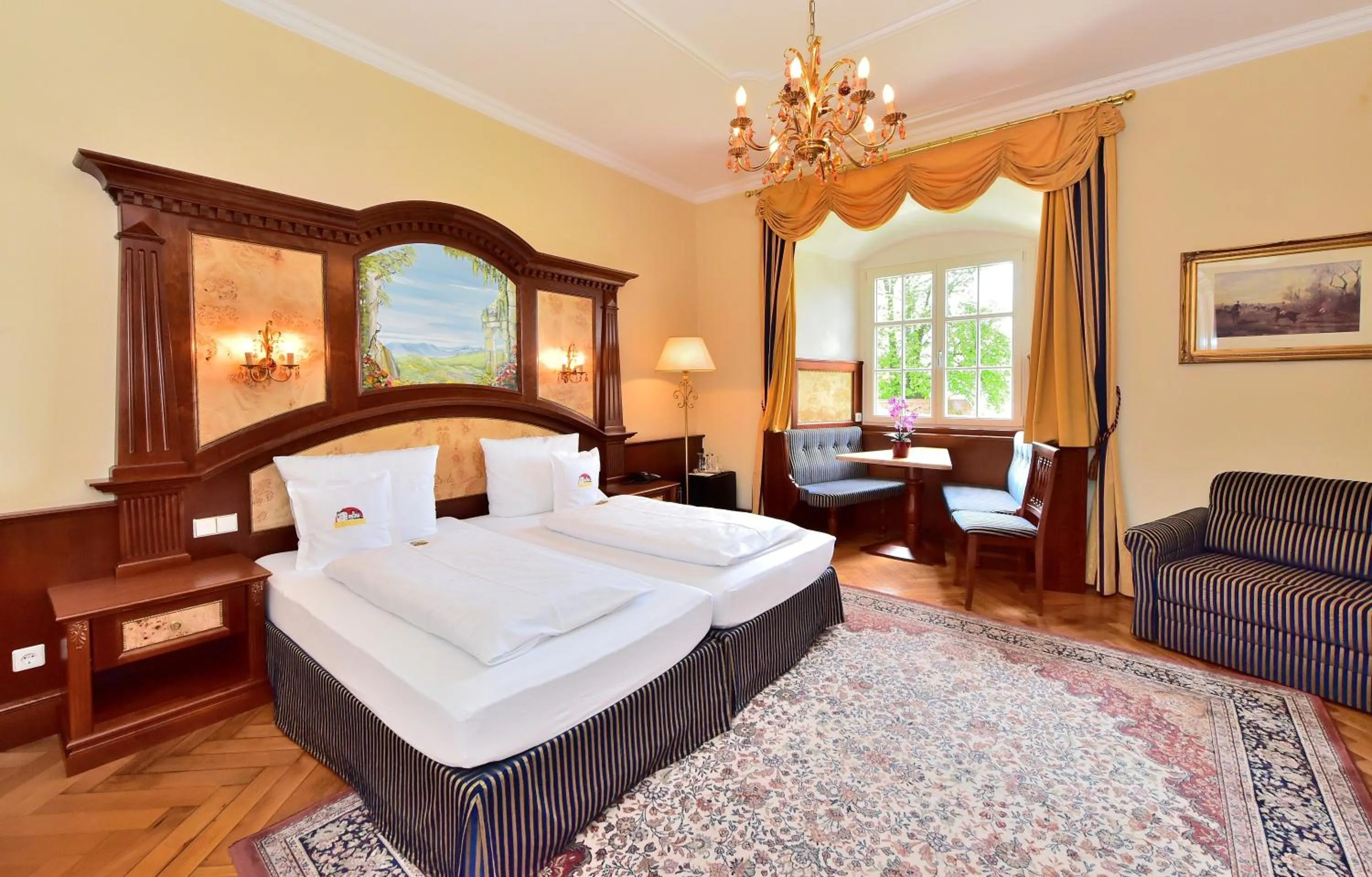 Photo of the whole room, Bed in Schloss Hotel Wasserburg