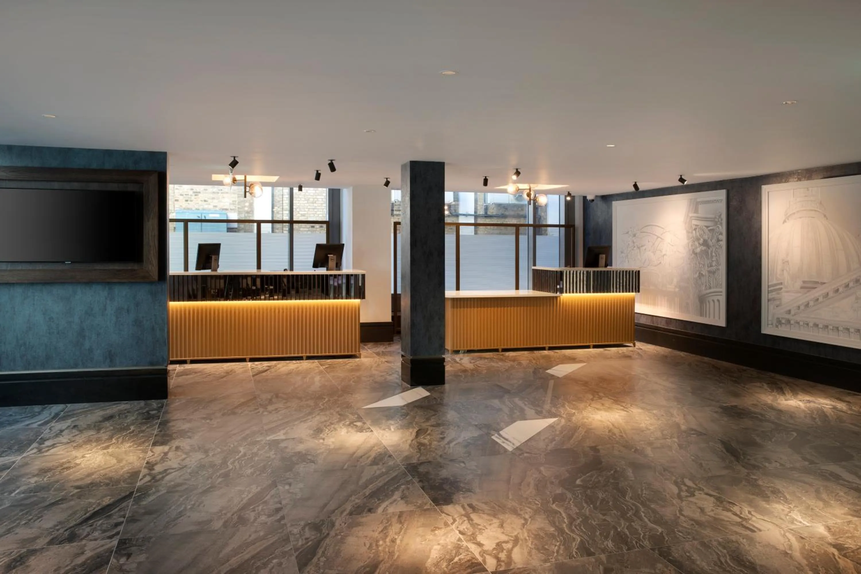 Lobby or reception in Leonardo Royal London St Paul’s