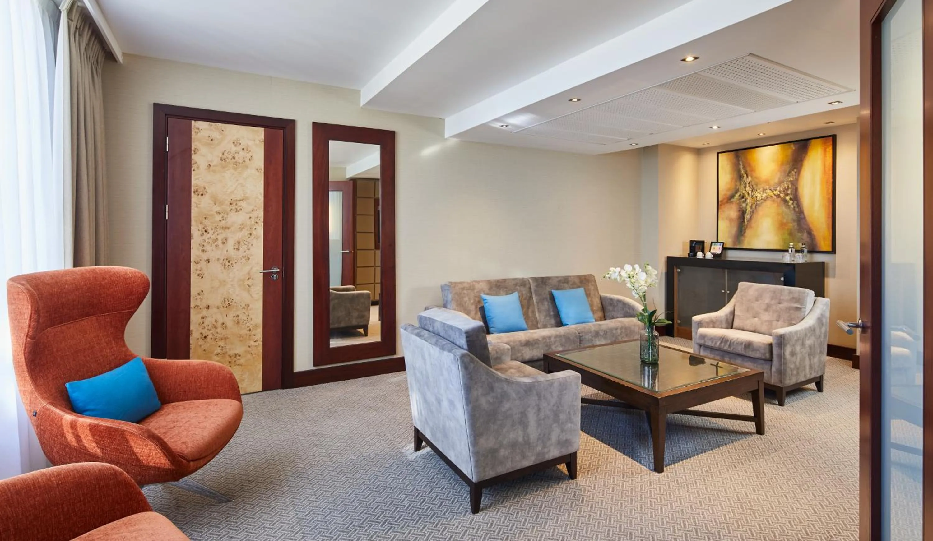 Bedroom in Leonardo Royal London St Paul’s