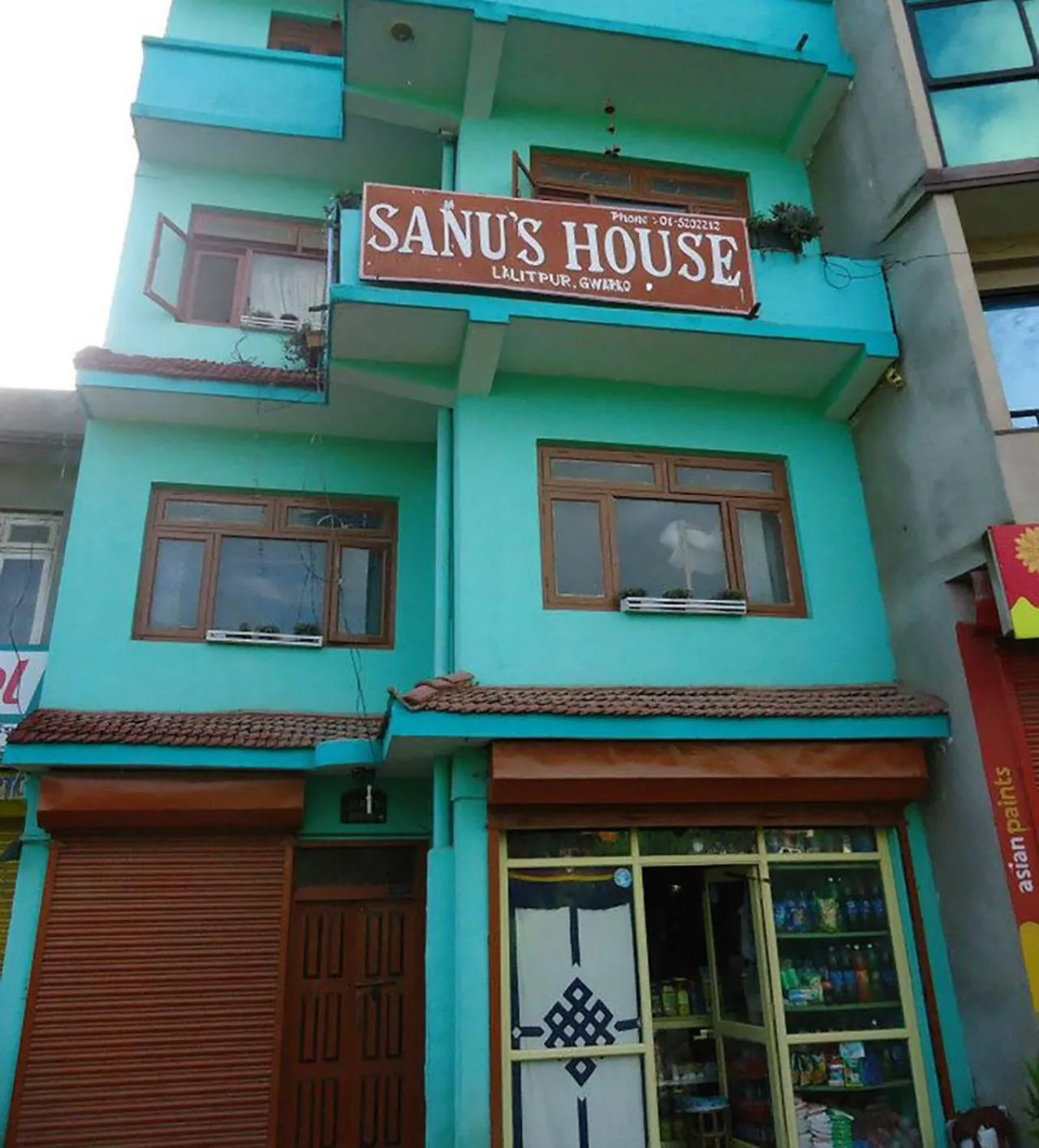 Property building in Sanu House