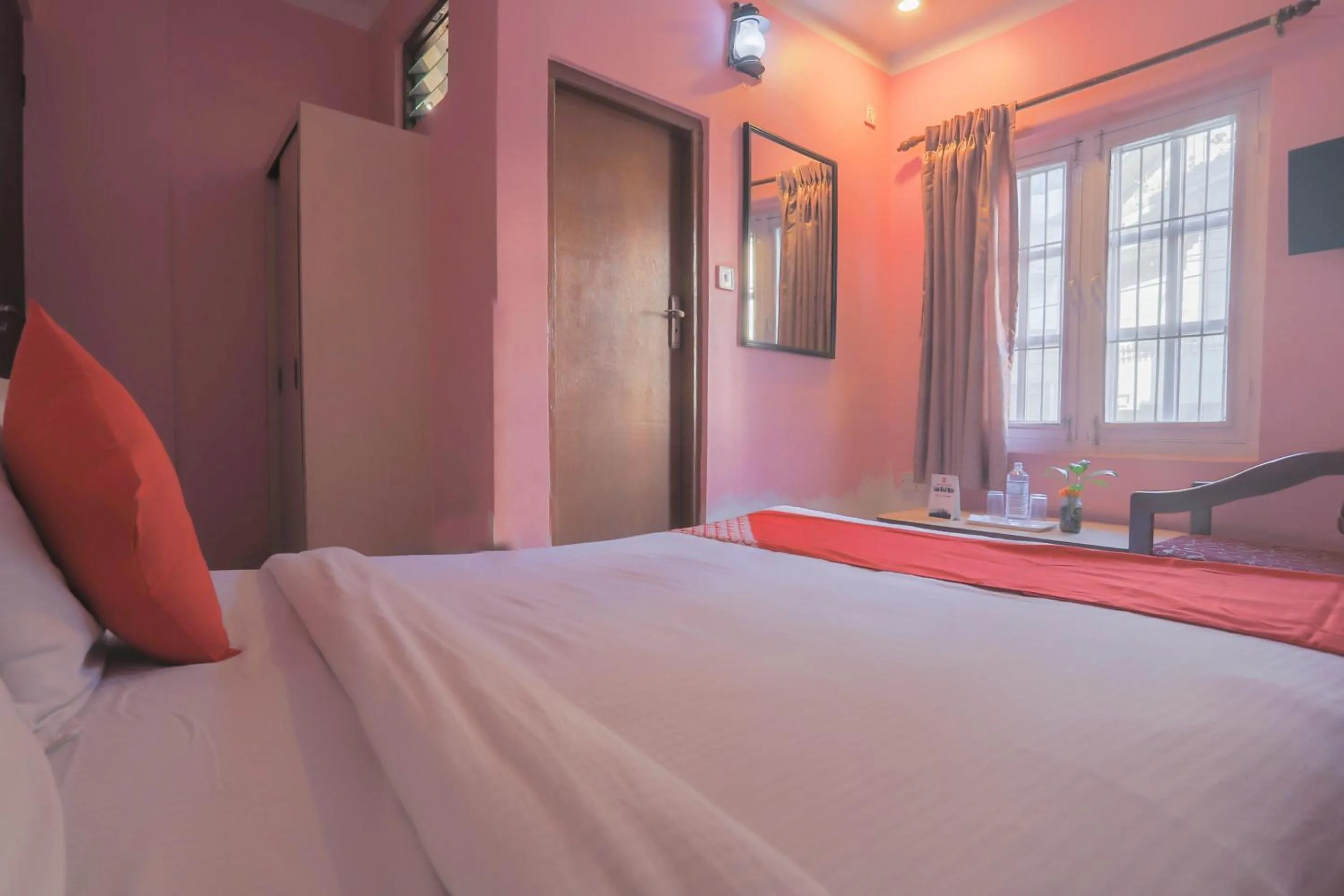 Bedroom, Bed in OYO 789 Hotel Shivam Plaza