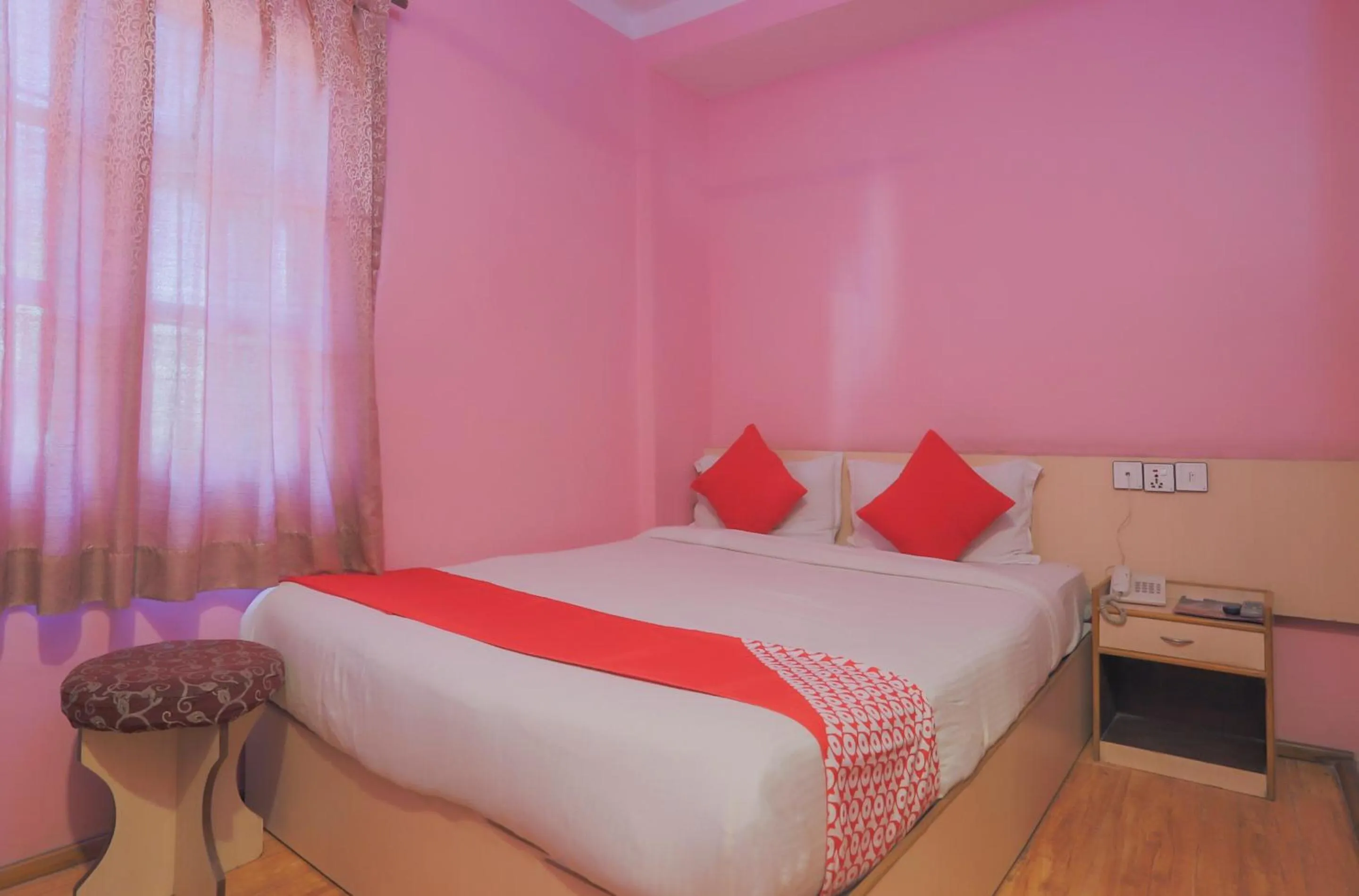 Bedroom, Bed in OYO 789 Hotel Shivam Plaza