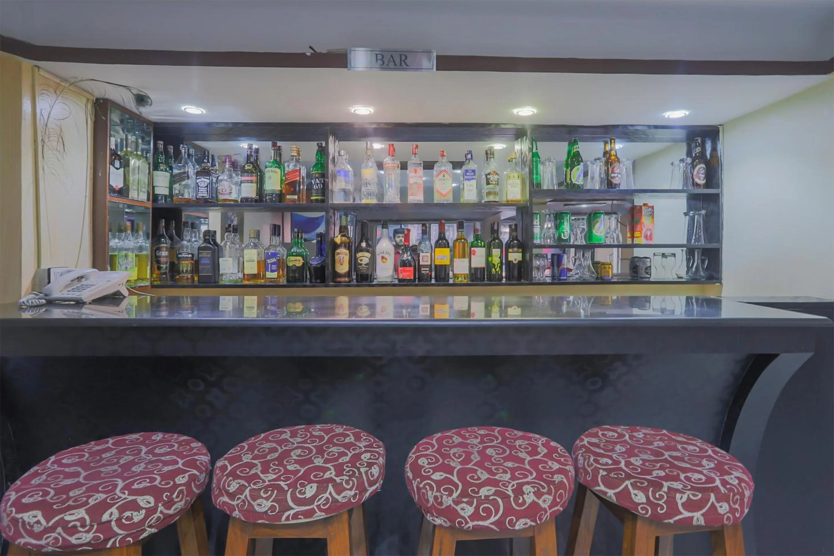 Restaurant/places to eat in OYO 789 Hotel Shivam Plaza