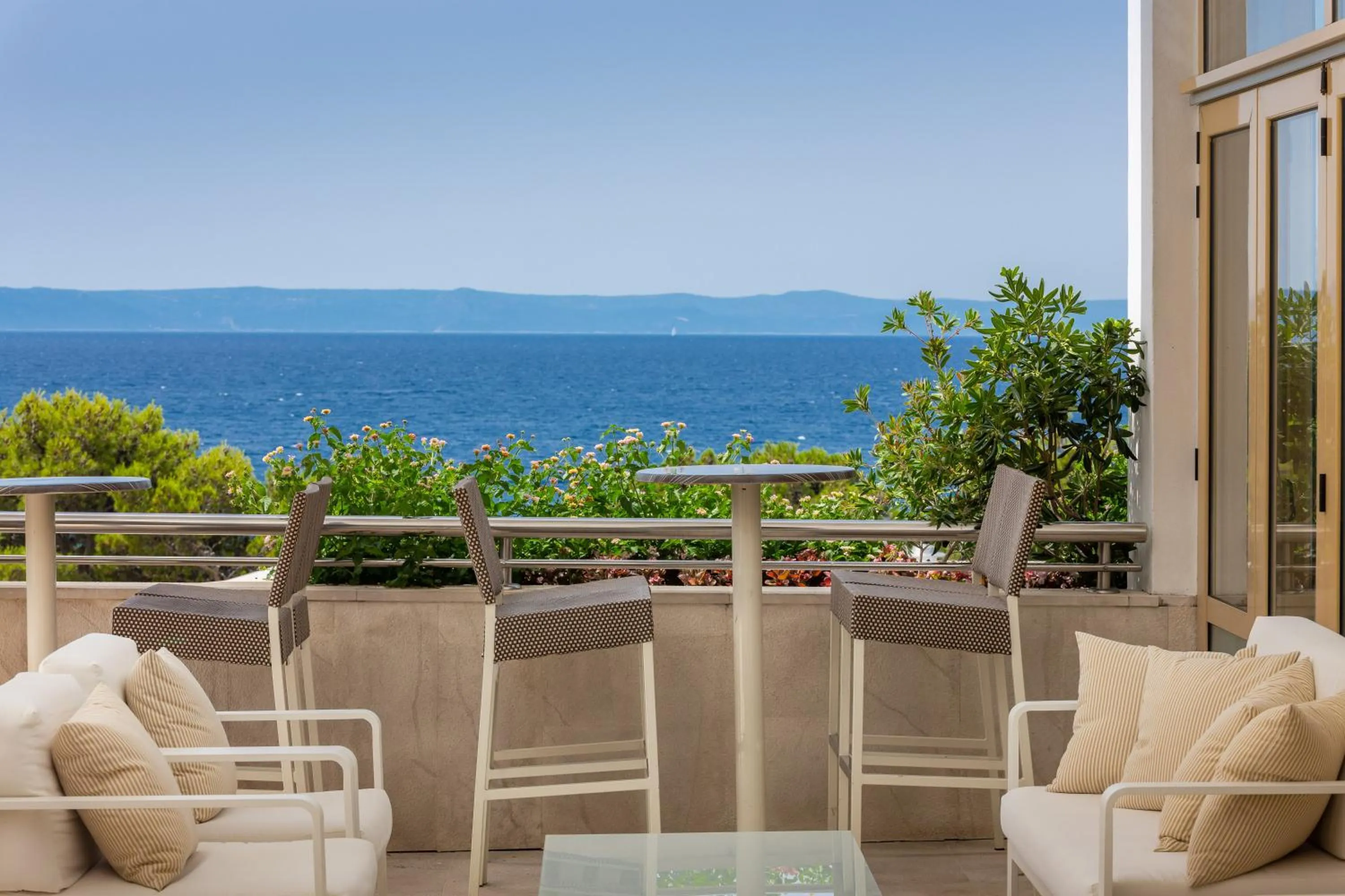 Lounge or bar in Bluesun Holiday Village Afrodita