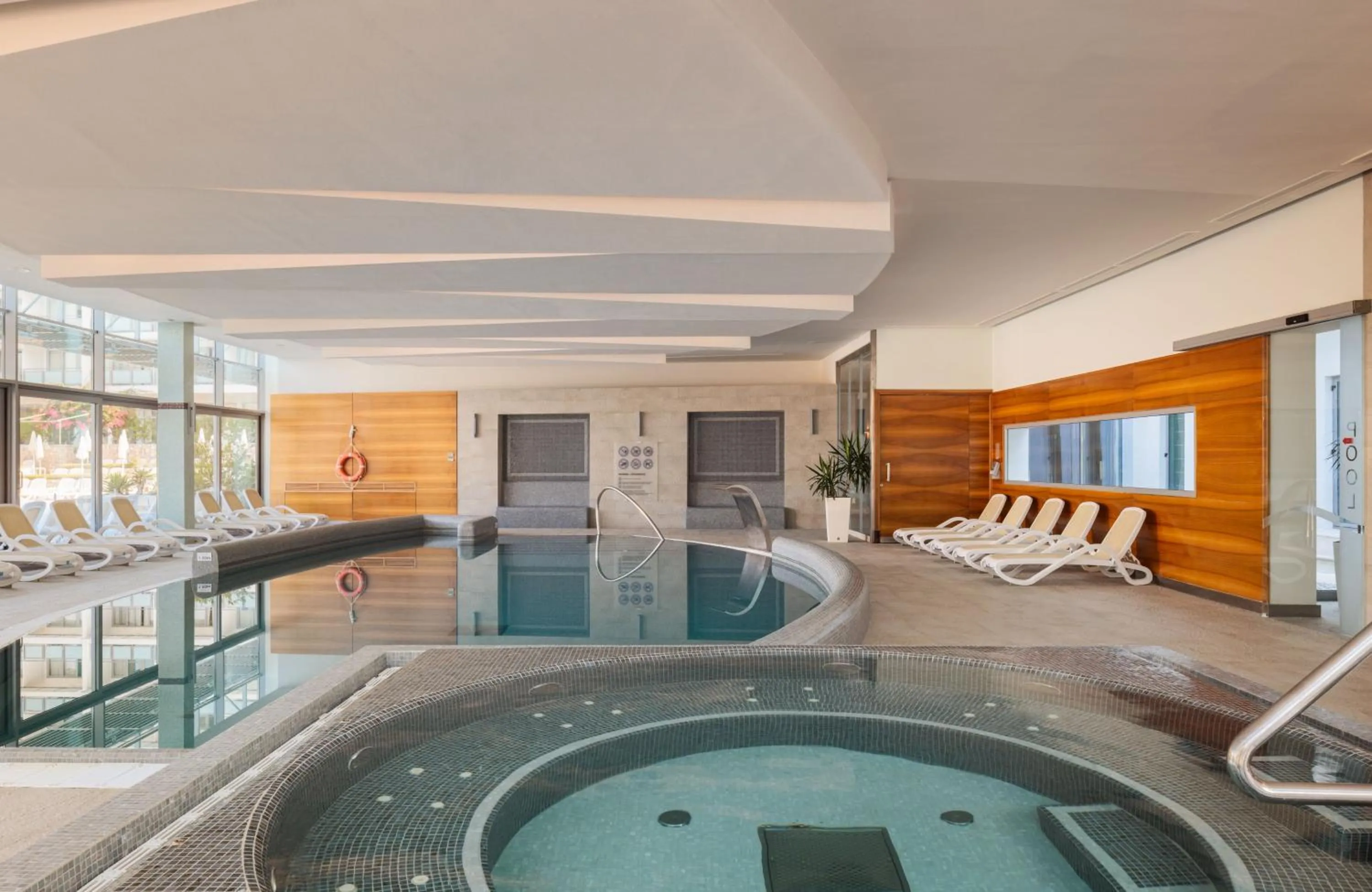 Pool view in Bluesun Hotel Elaphusa