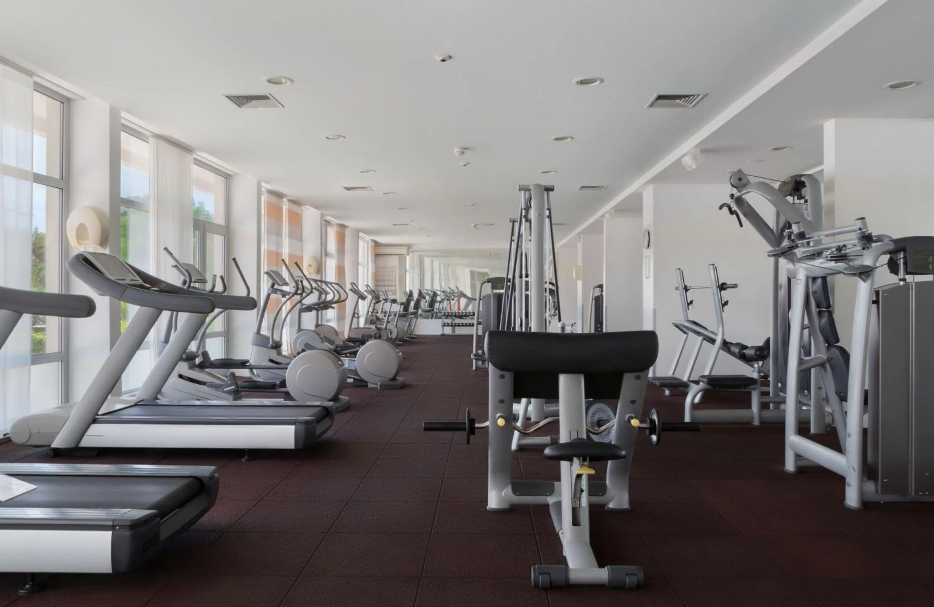 Fitness centre/facilities in Bluesun Hotel Elaphusa